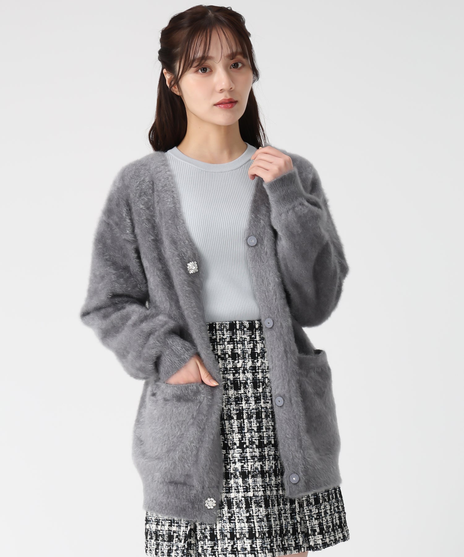 トランテアン ソン ドゥ モード 31 Sons de mode 2025秋冬新作 ビジュー釦ミドルカーディガン TT548403 （GREY） GREY