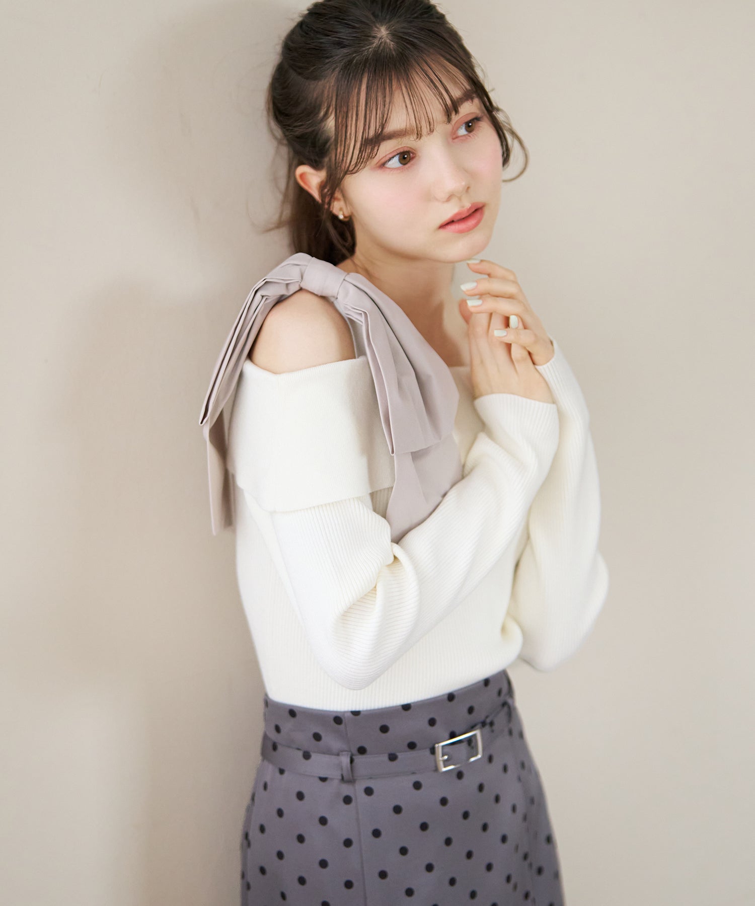 トランテアン ソン ドゥ モード 31 Sons de mode 2026春夏新作 アシメリボンニットプルオーバー TT618301 （OFF-WHITE） OFF-WHITE