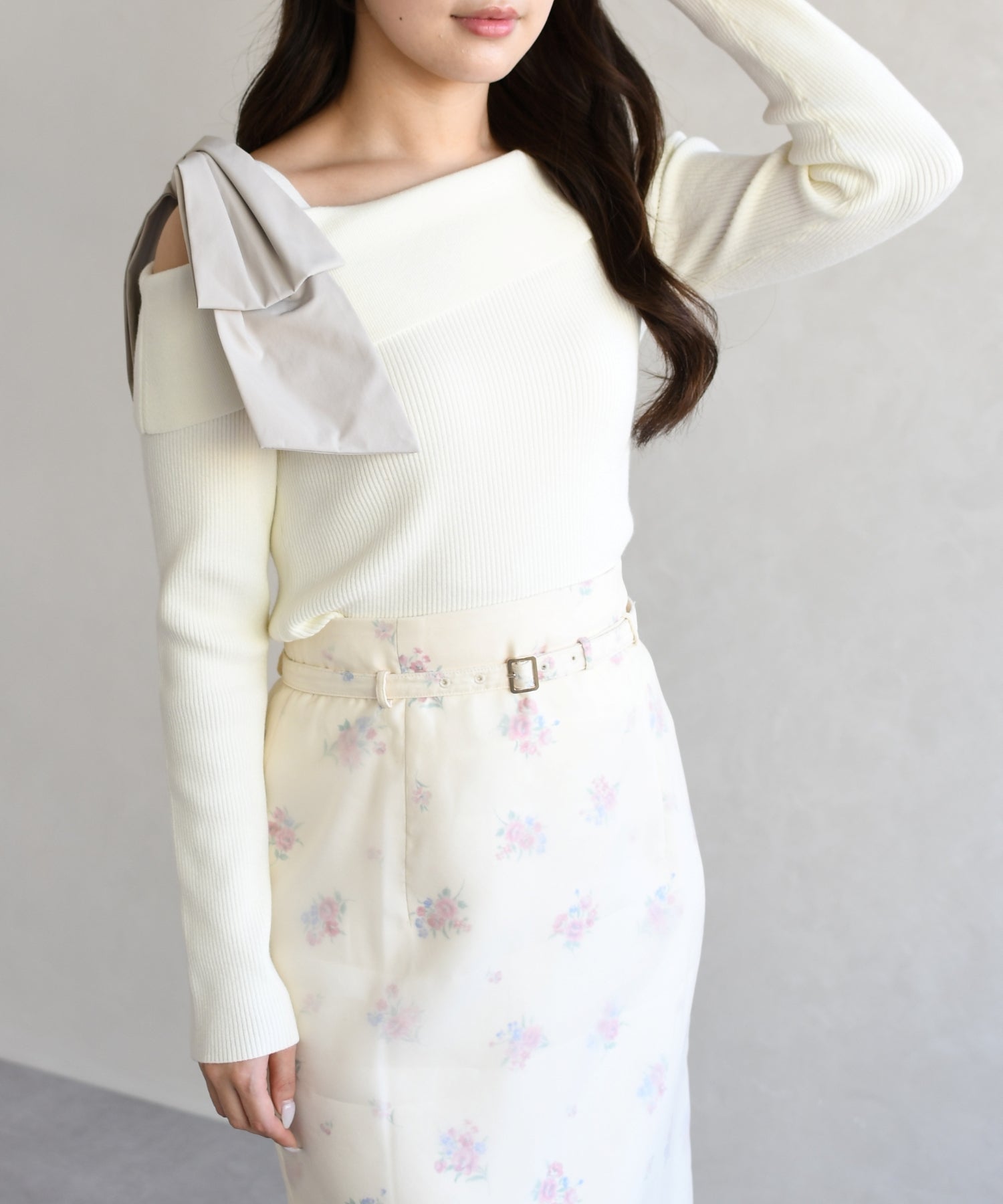 トランテアン ソン ドゥ モード 31 Sons de mode 2026春夏新作 アシメリボンニットプルオーバー TT618301 （OFF-WHITE） OFF-WHITE