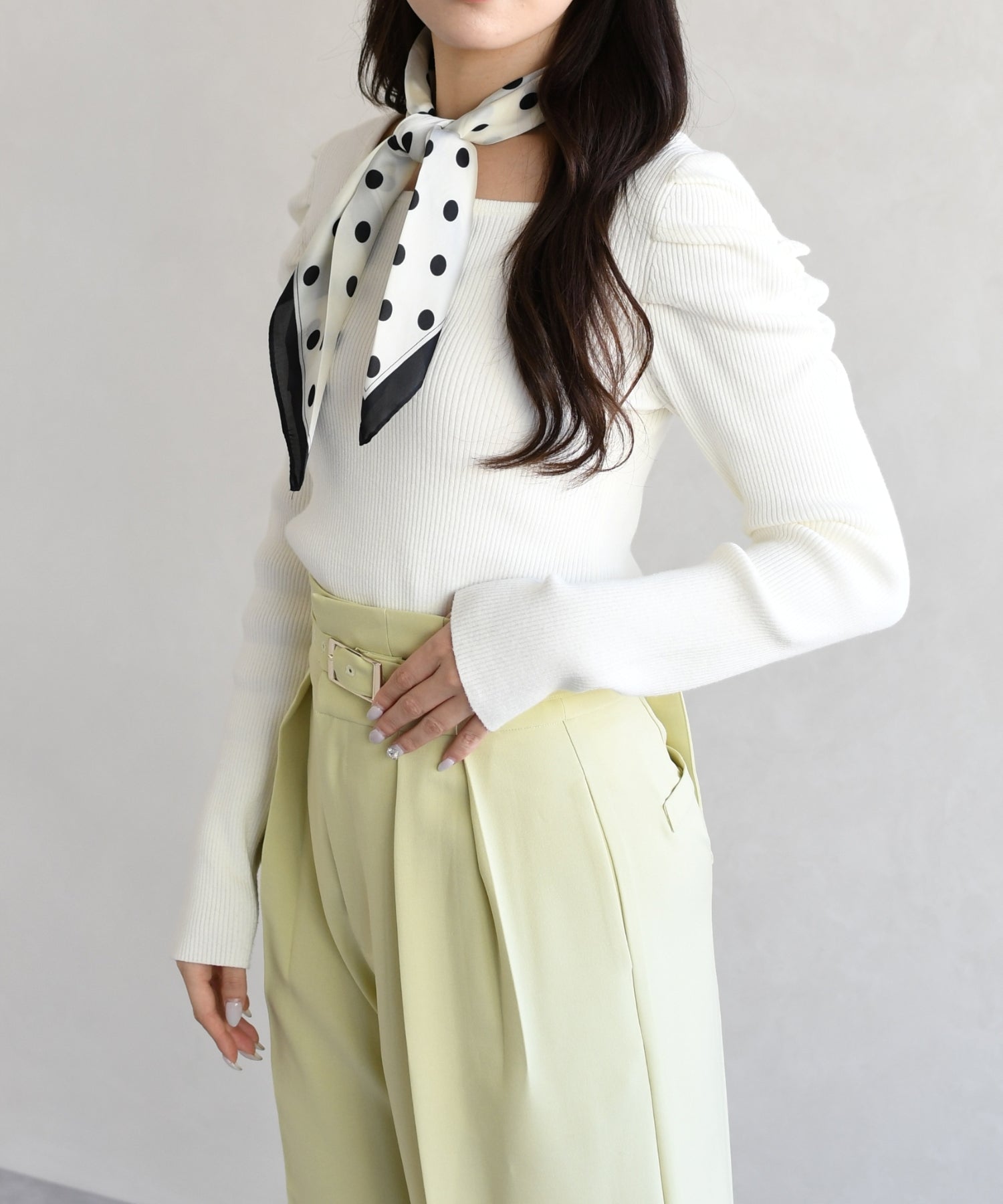 トランテアン ソン ドゥ モード 31 Sons de mode 2026春夏新作 スカーフ付きスクエアニット TT618303 （OFF-WHITE） OFF-WHITE