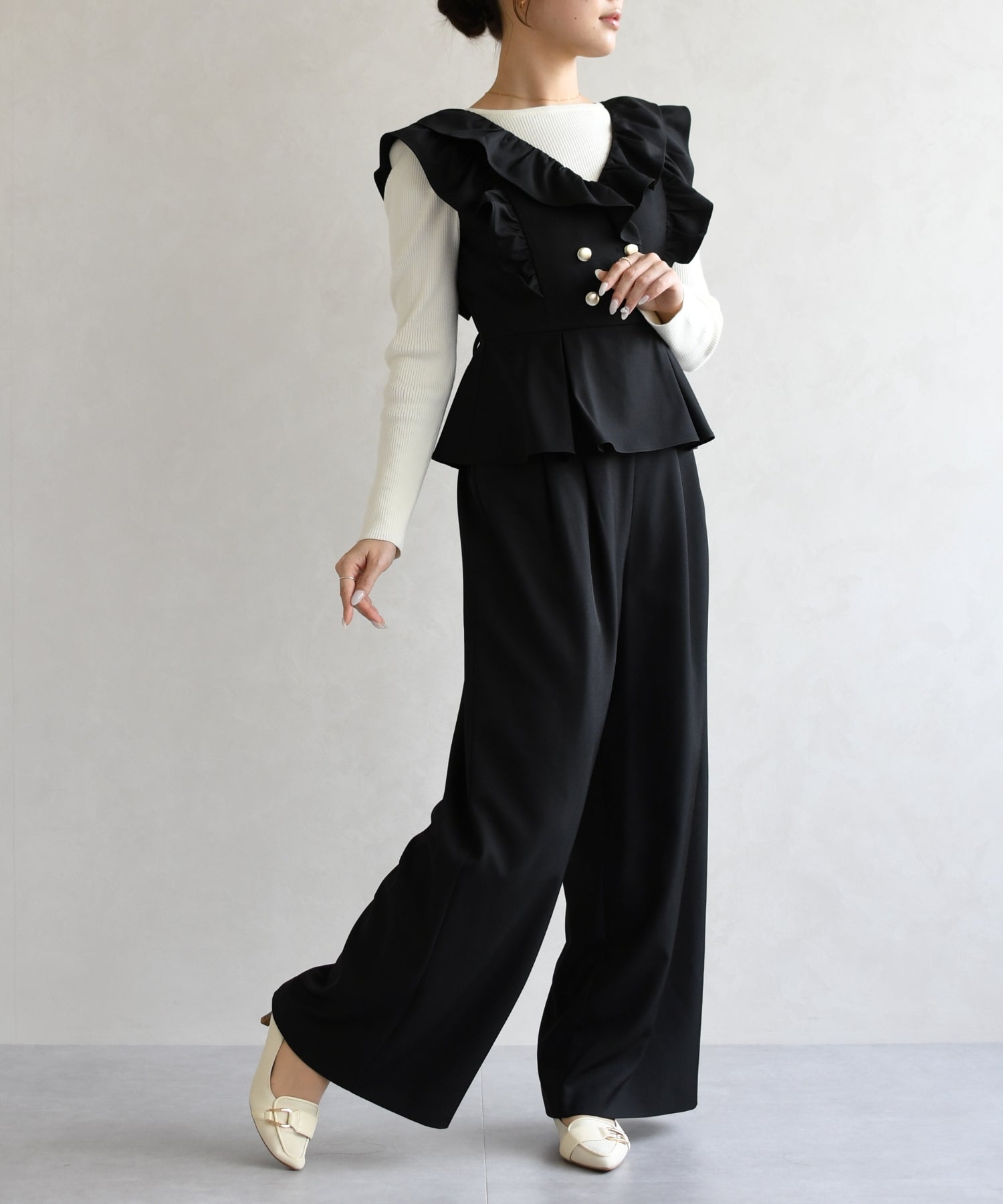 トランテアン ソン ドゥ モード 31 Sons de mode 2026春夏新作 フリルコンビネゾン TT617401 （BLACK） BLACK