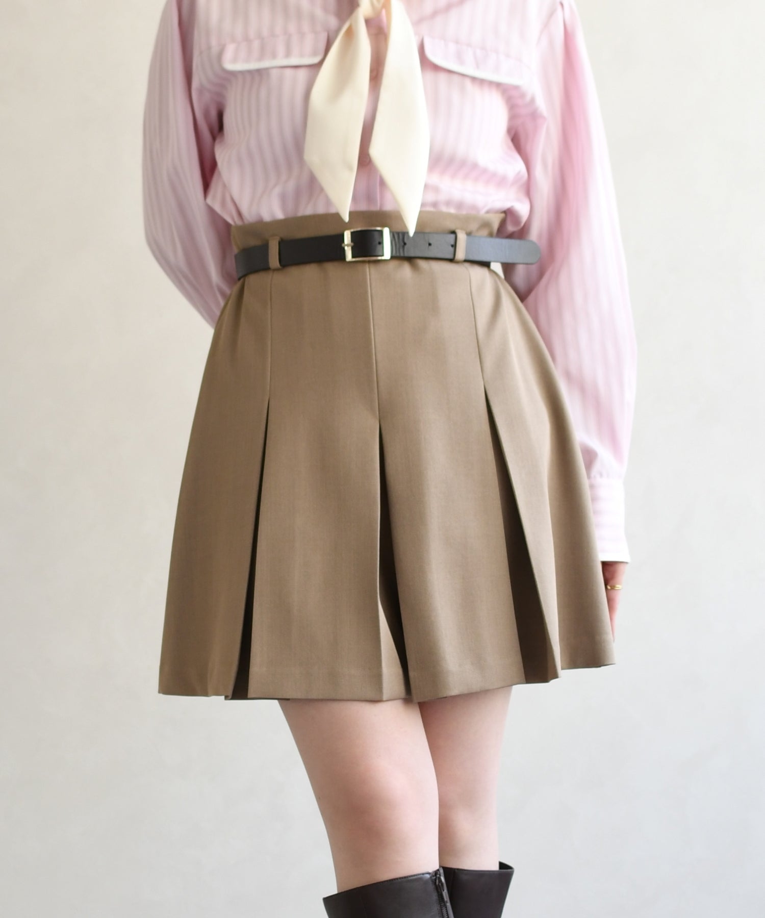 トランテアン ソン ドゥ モード 31 Sons de mode 2026春夏新作 ベルト付きスカパン TT617302 （MOCHA） MOCHA