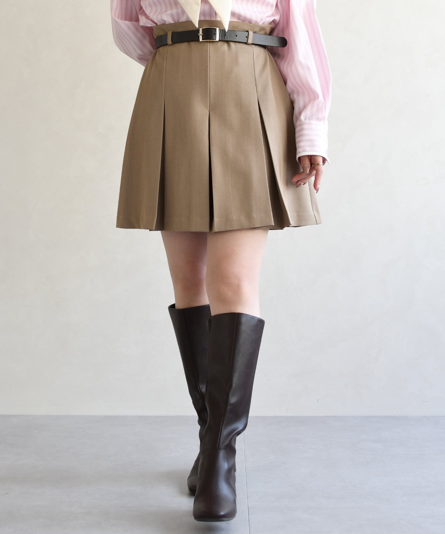 トランテアン ソン ドゥ モード 31 Sons de mode 2026春夏新作 ベルト付きスカパン TT617302 （MOCHA） MOCHA