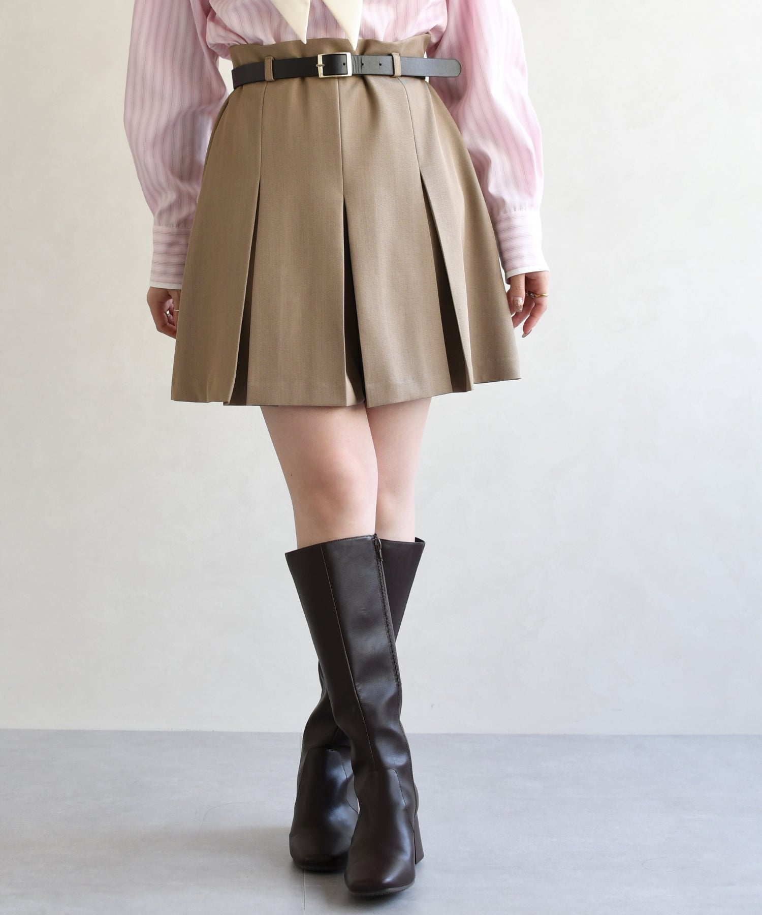 トランテアン ソン ドゥ モード 31 Sons de mode 2026春夏新作 ベルト付きスカパン TT617302 （MOCHA） MOCHA