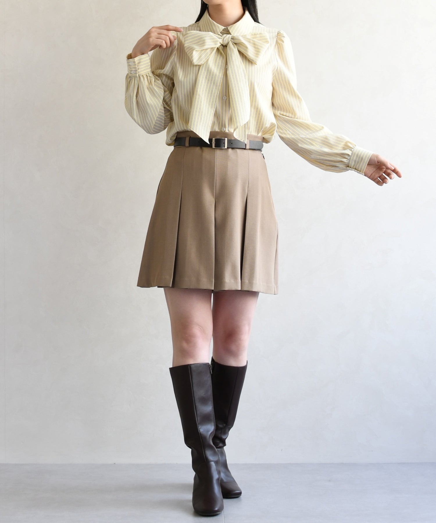 トランテアン ソン ドゥ モード 31 Sons de mode 2026春夏新作 ボウタイ衿シャツブラウス TT618102 （YELLOW） YELLOW