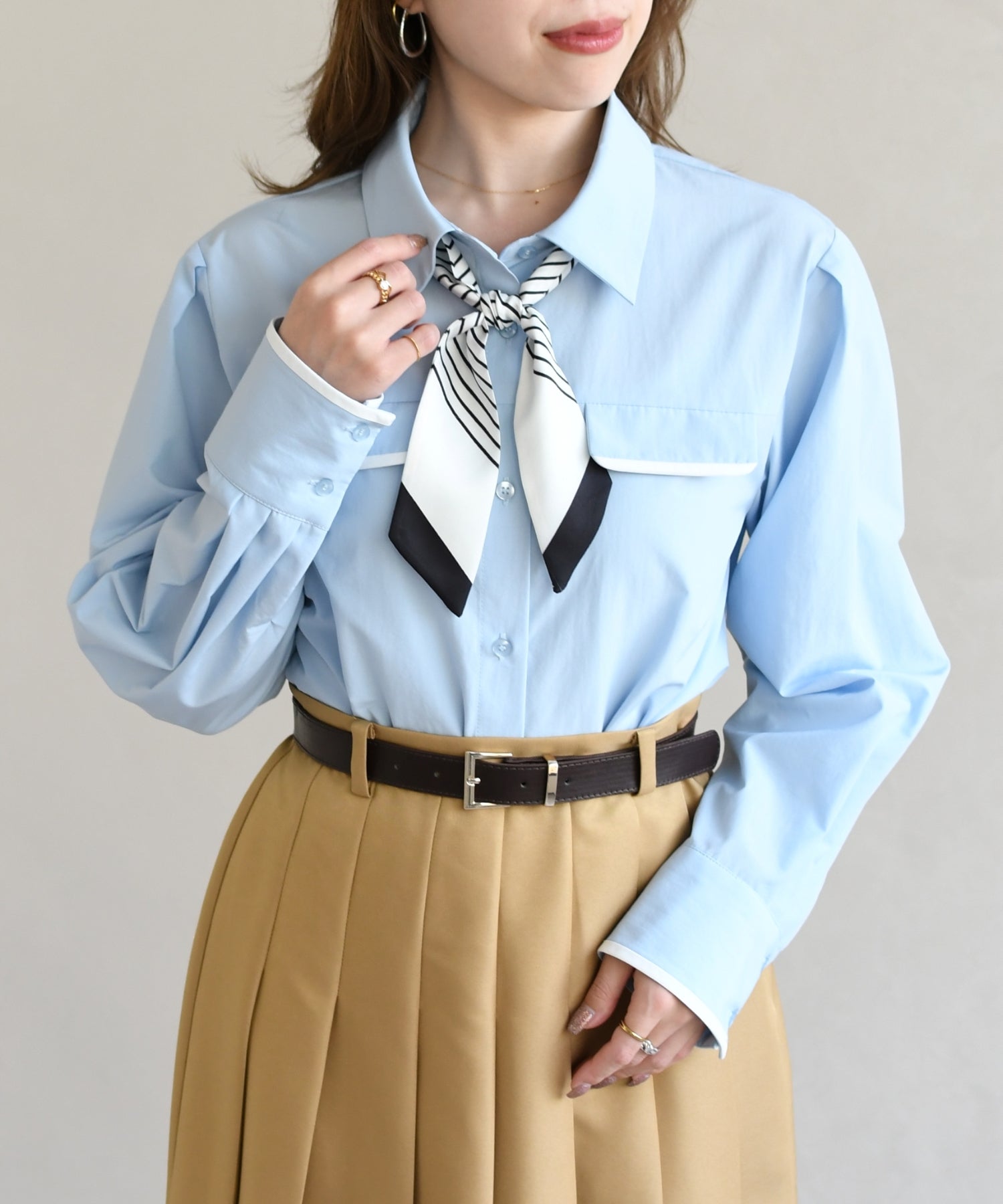 トランテアン ソン ドゥ モード 31 Sons de mode 2026春夏新作 スカーフ付きシャツブラウス TT618103 （SAXE） SAXE