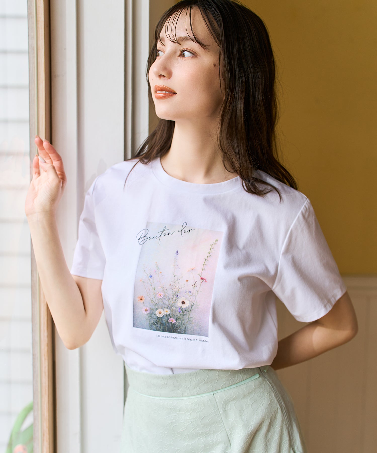 トランテアン ソン ドゥ モード 31 Sons de mode 2026春夏新作 フラワープリントグラフィックTシャツ TT628201 （OFF-WHITE） OFF-WHITE