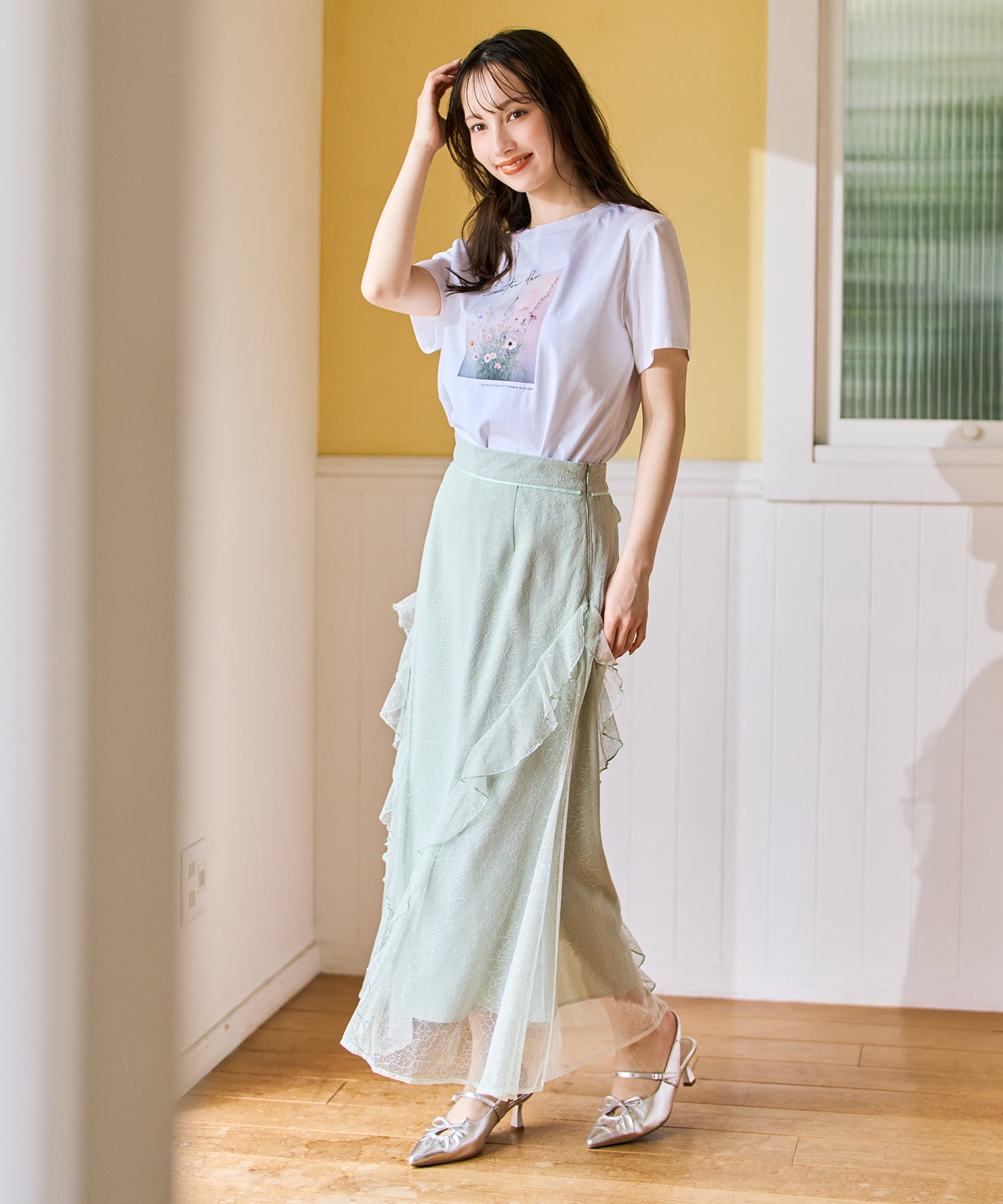 トランテアン ソン ドゥ モード 31 Sons de mode 2026春夏新作 フラワープリントグラフィックTシャツ TT628201 （OFF-WHITE） OFF-WHITE