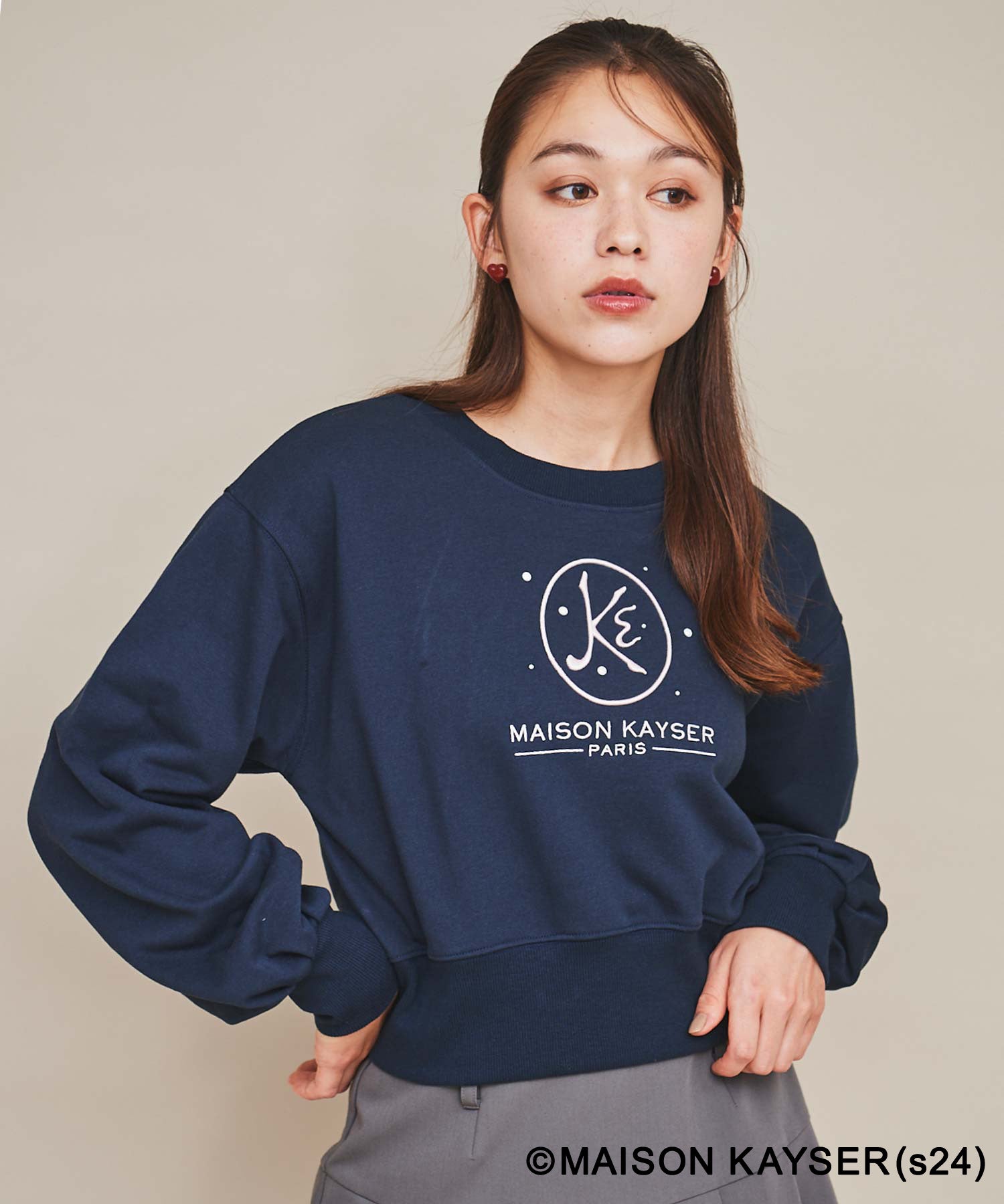 31 Sons de mode 【MAISON KAYSER】 Embroidered Logo Sweatshirt