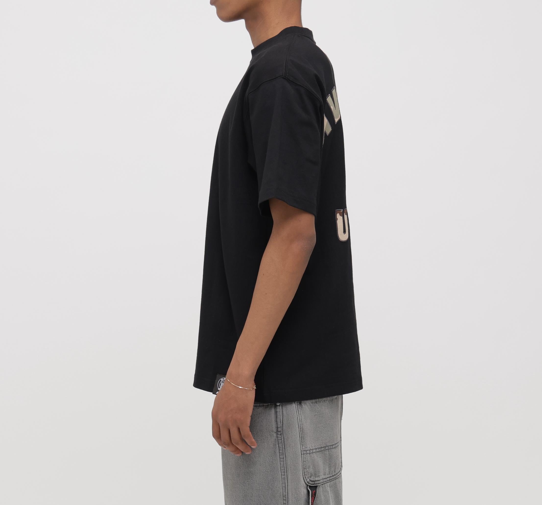 《直営店限定》VARSITY CAMO T-SHIRT ブラック