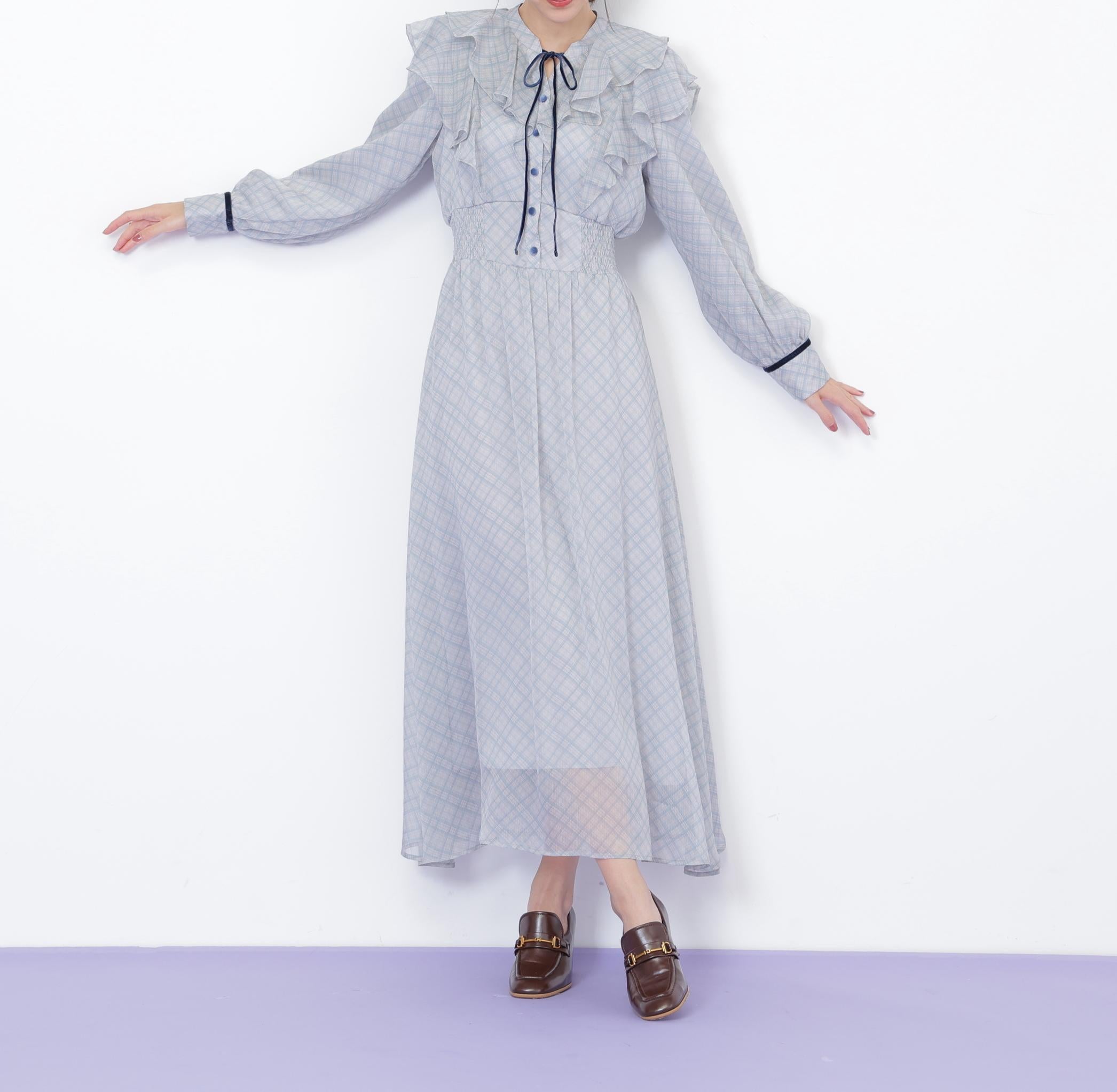 ベロア配色チェックラッフルワンピース グリーン1