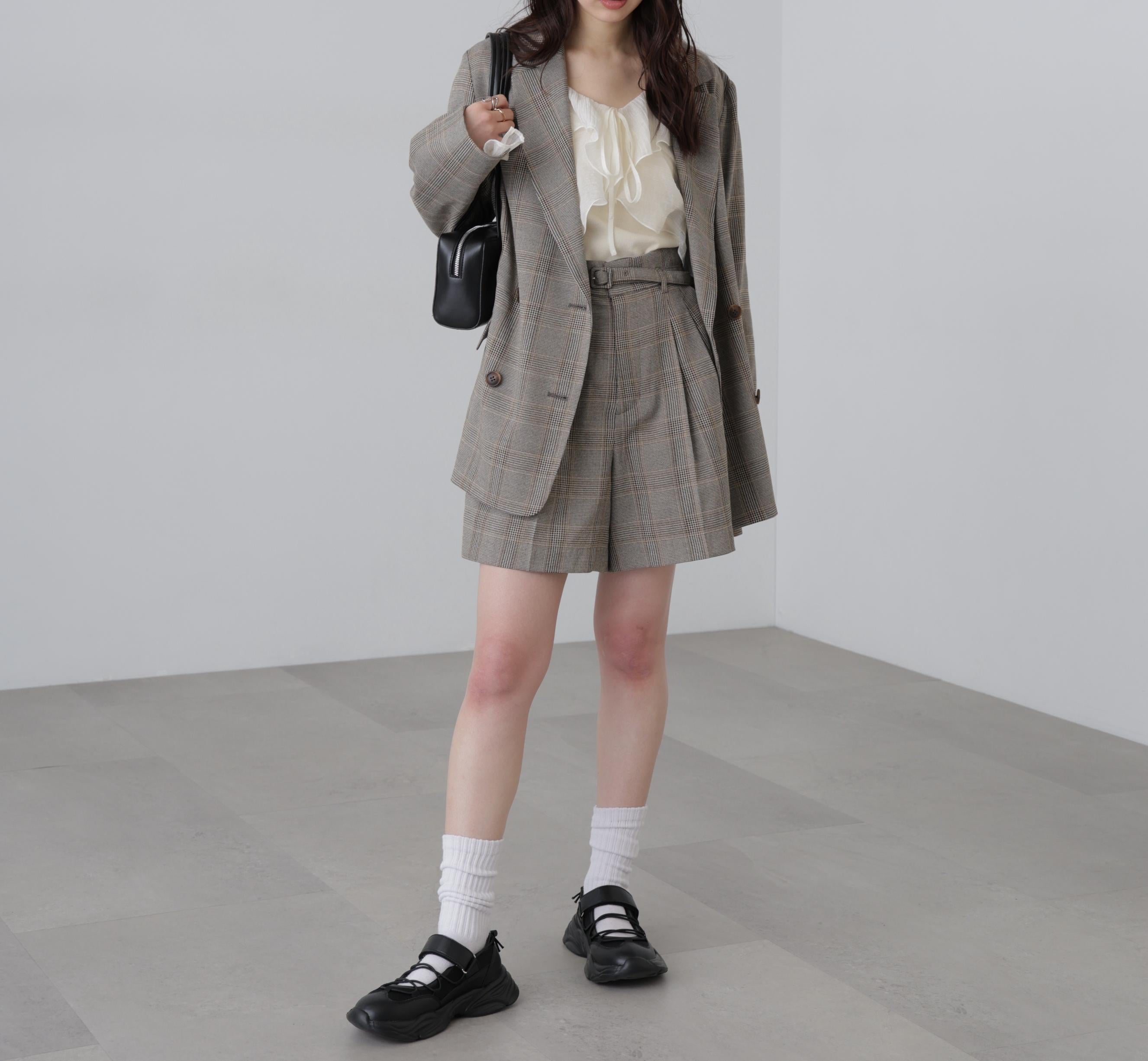 麻調合繊タックベルト付きショートパンツ グレーチェック1