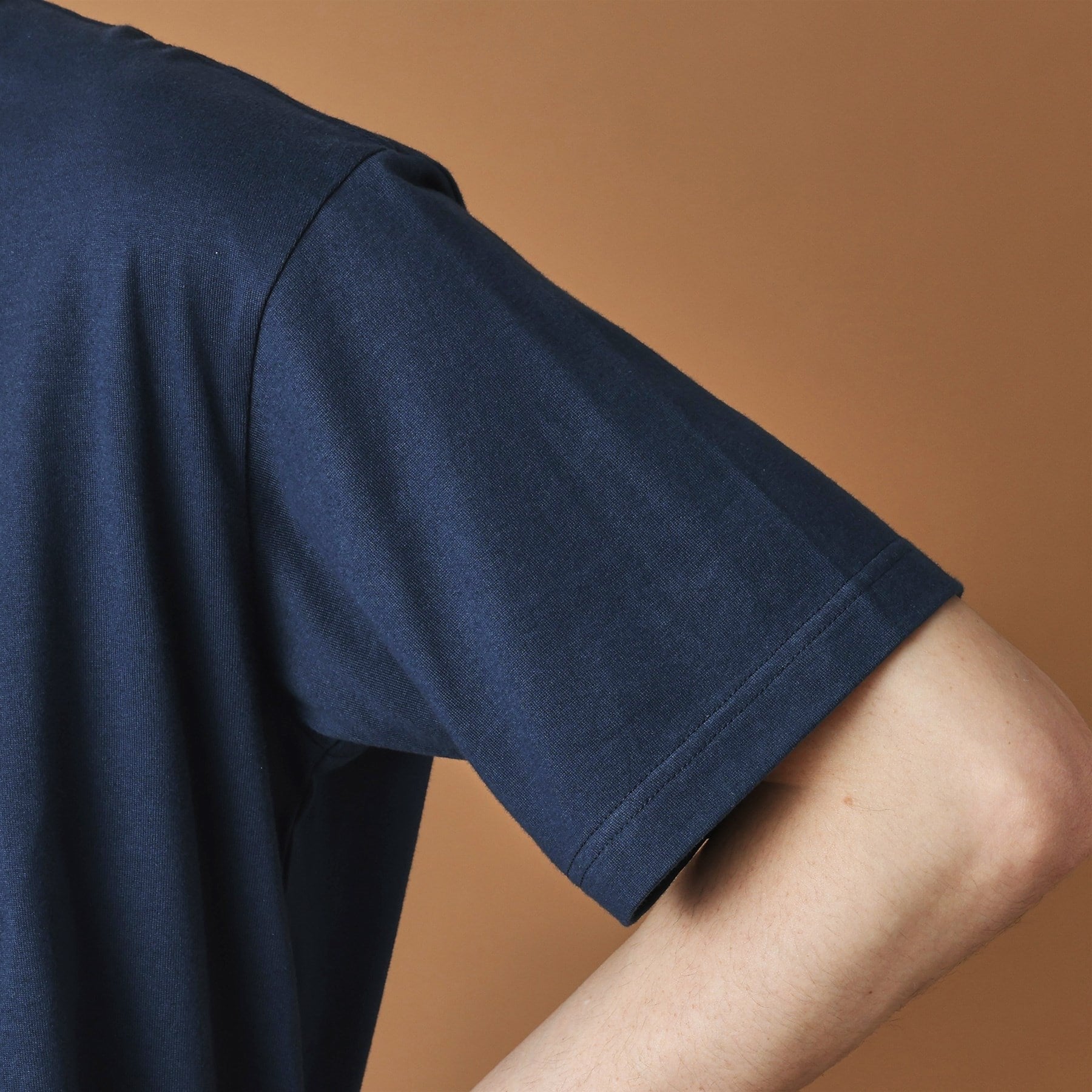 フォーティーカラッツアンドゴーニーゴ 40CARATS&525 【Sサイズ～】キューブグラフィック半袖Tシャツ （ブラック(019)） ブラック(019)