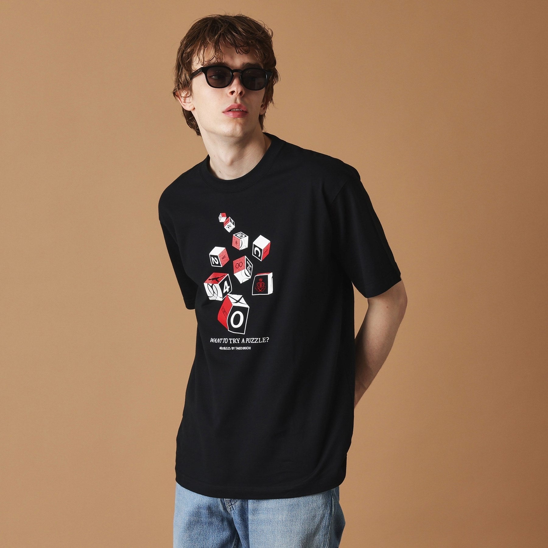 フォーティーカラッツアンドゴーニーゴ 40CARATS&525 【Sサイズ～】キューブグラフィック半袖Tシャツ （ブラック(019)） ブラック(019)