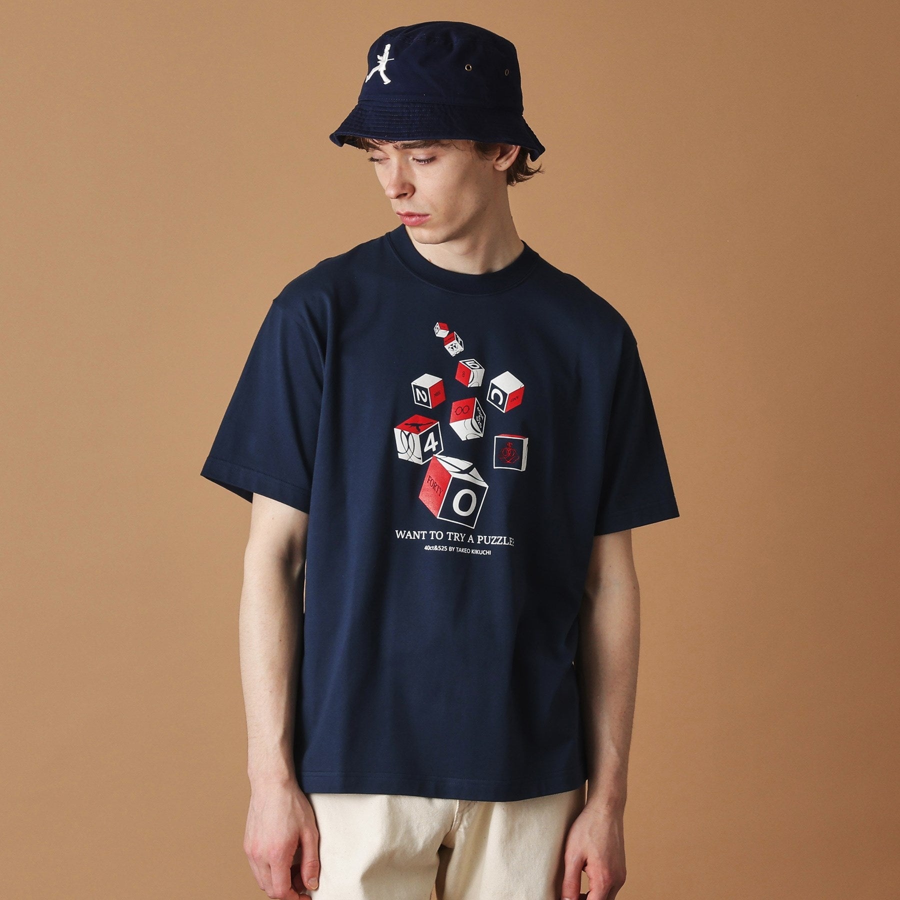フォーティーカラッツアンドゴーニーゴ 40CARATS&525 【Sサイズ～】キューブグラフィック半袖Tシャツ （ブラック(019)） ブラック(019)