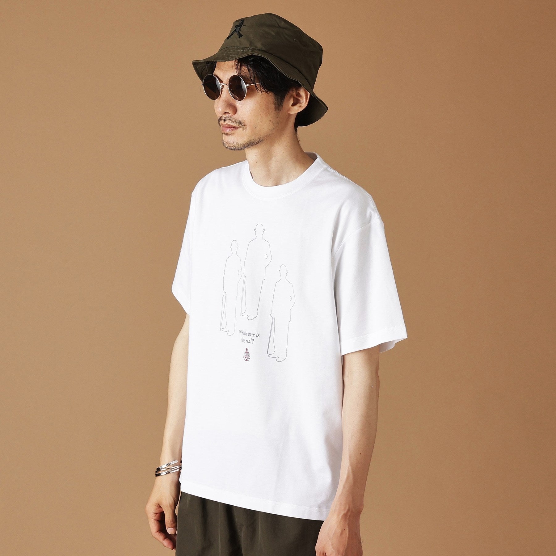 フォーティーカラッツアンドゴーニーゴ 40CARATS&525 【Sサイズ～】シャドーマンズ半袖Tシャツ （ホワイト(001)） ホワイト(001)