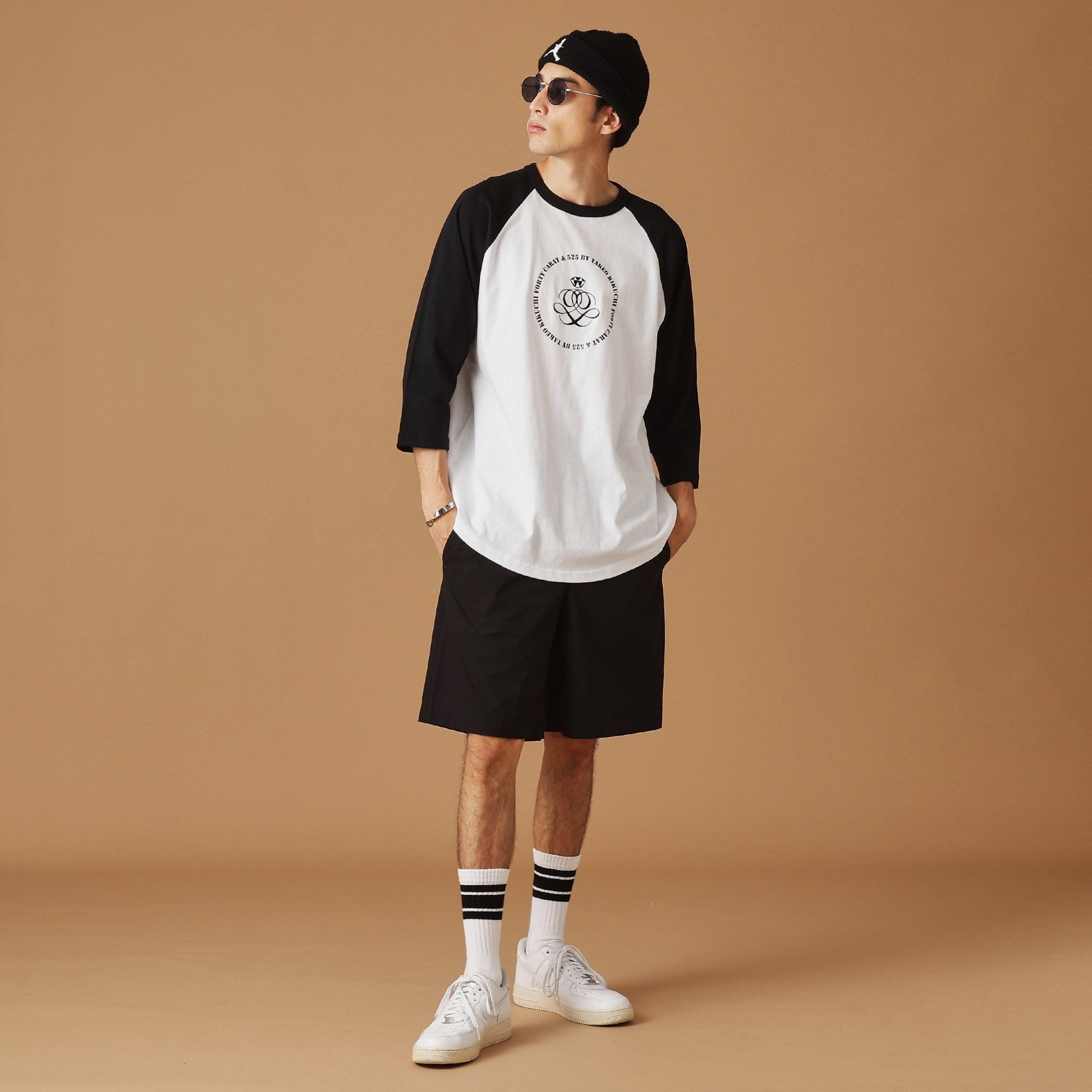 フォーティーカラッツアンドゴーニーゴ 40CARATS&525 【Sサイズ～】アンドマーク7分袖ラグランTシャツ （チャコールグレー(913)） チャコールグレー(913)