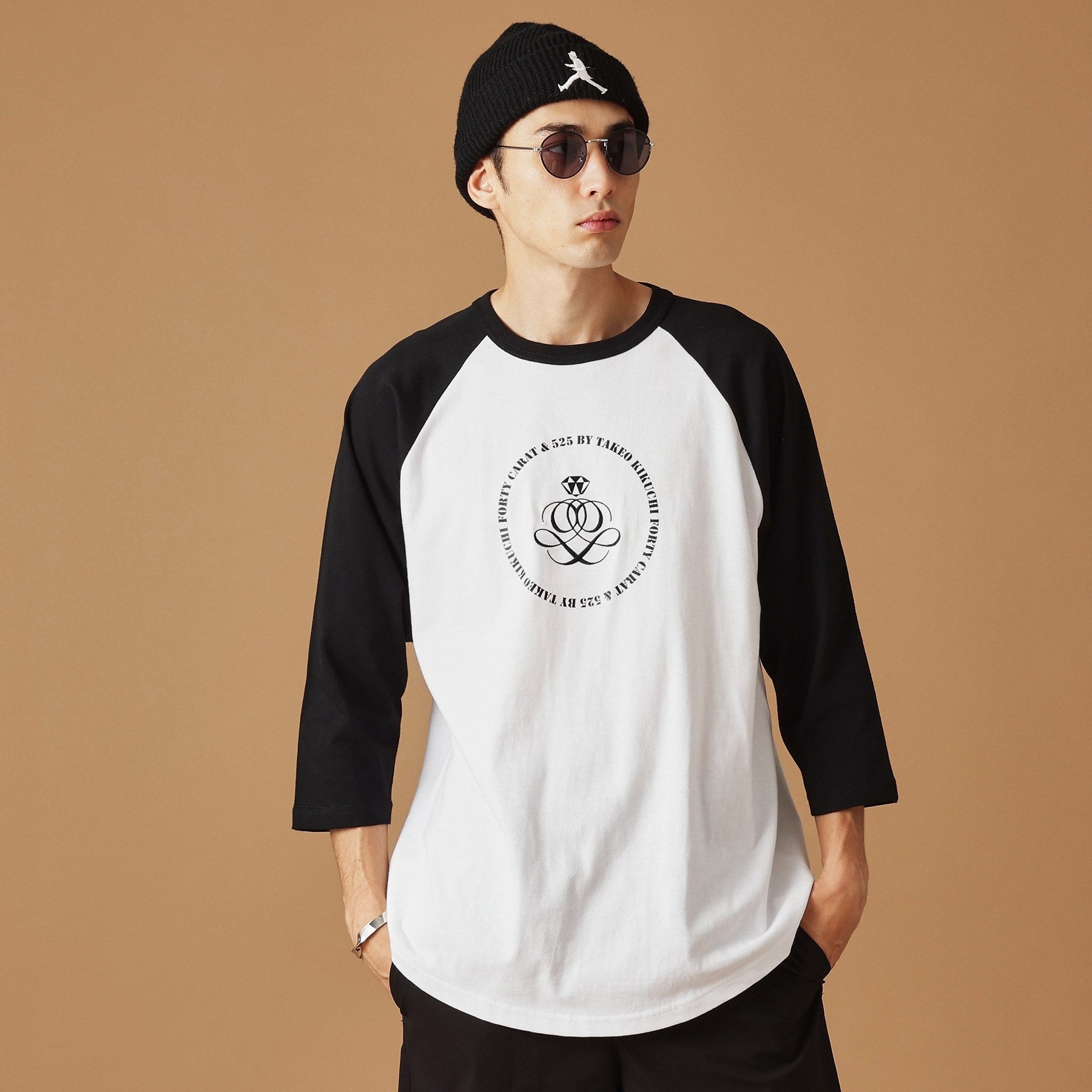 フォーティーカラッツアンドゴーニーゴ 40CARATS&525 【Sサイズ～】アンドマーク7分袖ラグランTシャツ （ホワイト(901)） ホワイト(901)