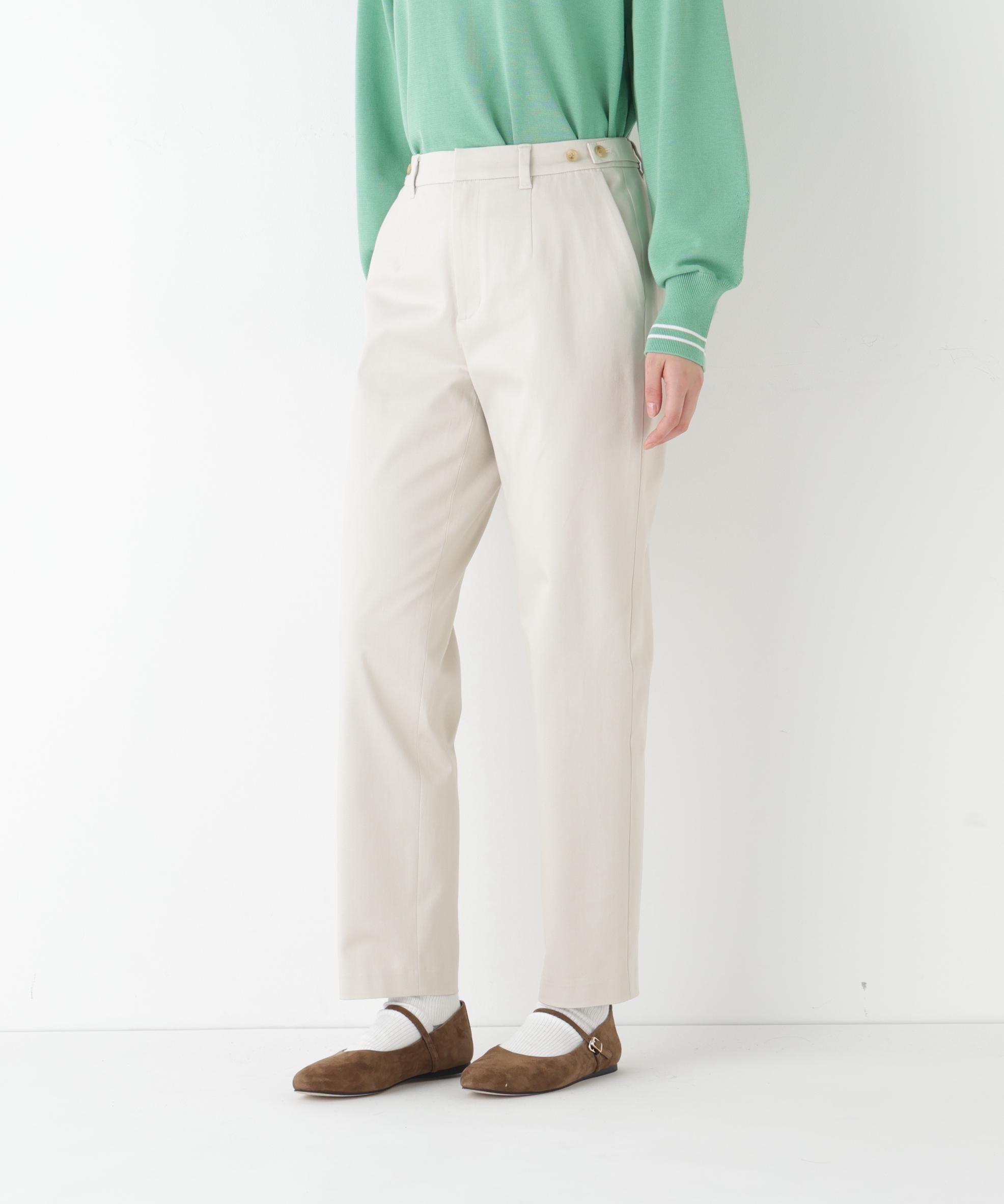 サテンストレッチ細身ストレートパンツ ベージュ