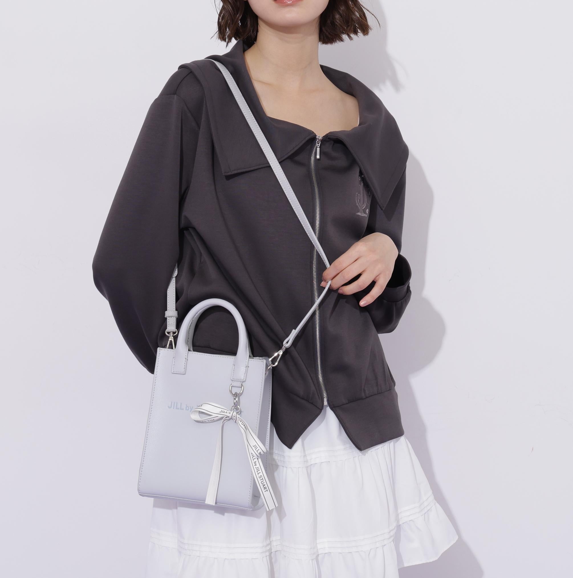 チャーム付きミニトートバッグ ブルー