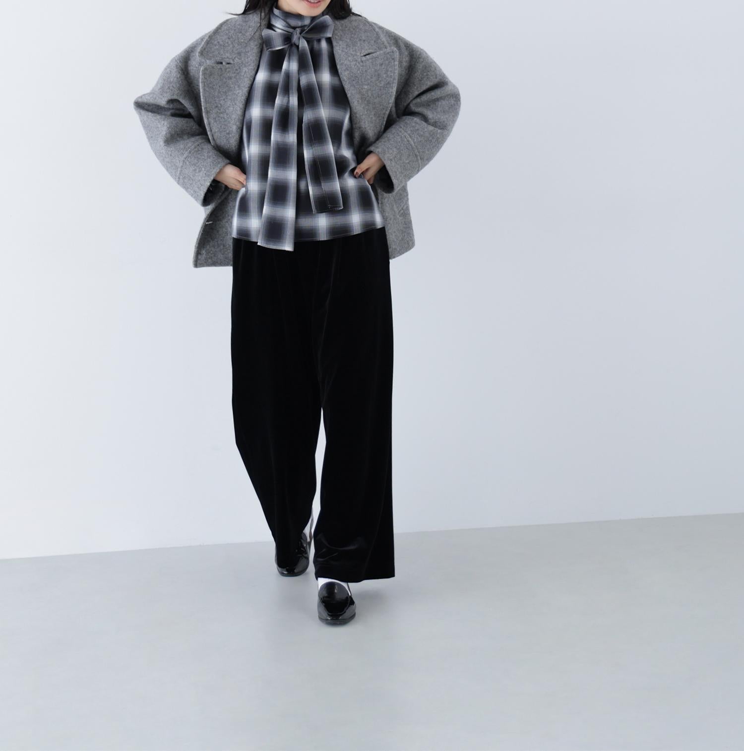 ベロアイージーパンツ ブラック