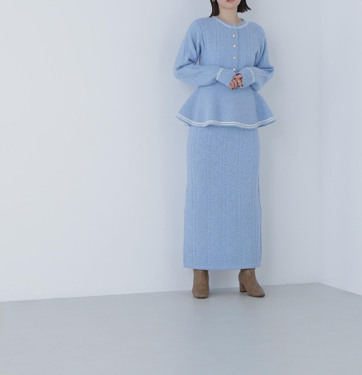 ペプラムケーブルニットセットアップ ブルー×オフ2