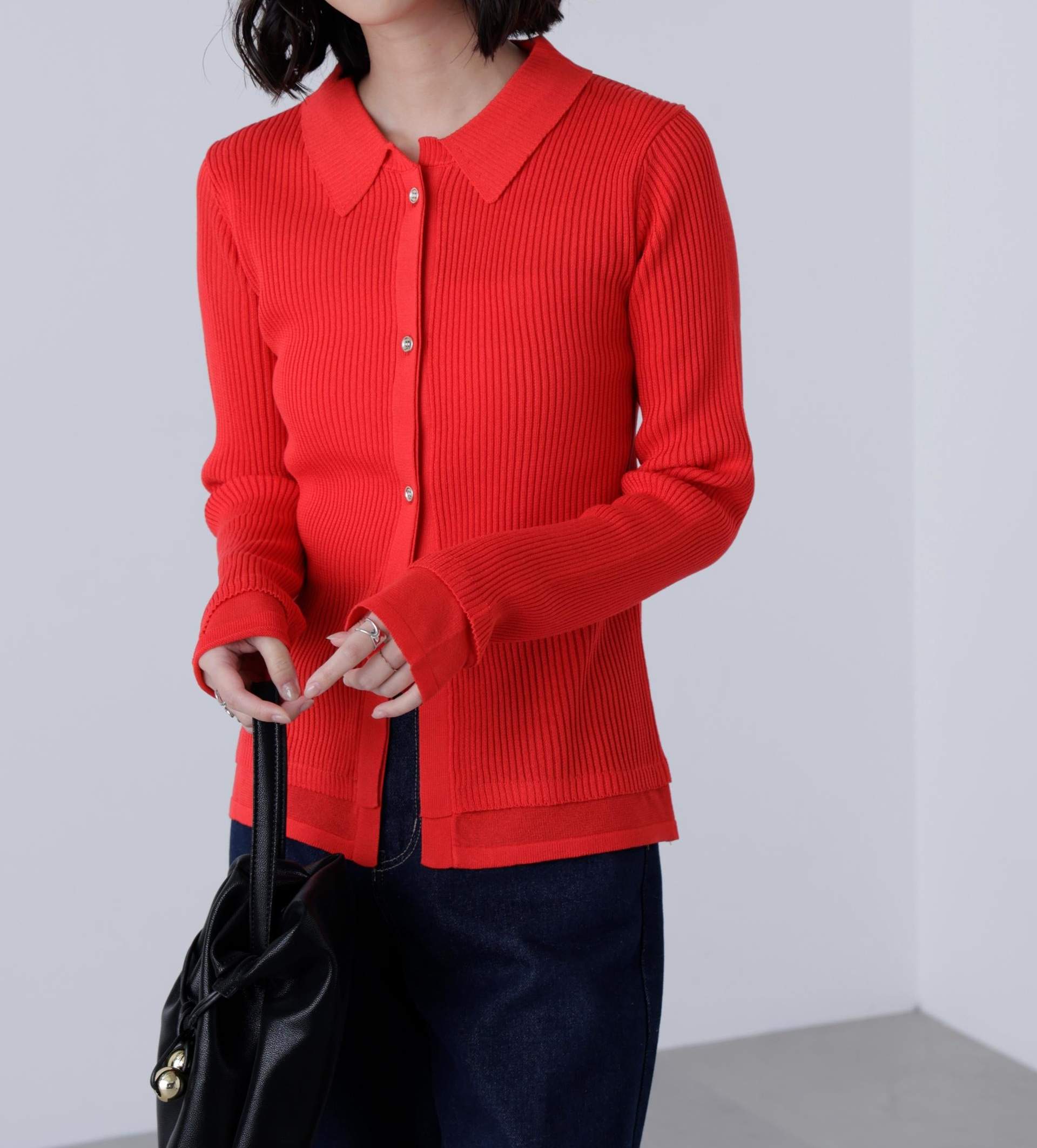 金ボタン襟リブニット レッド