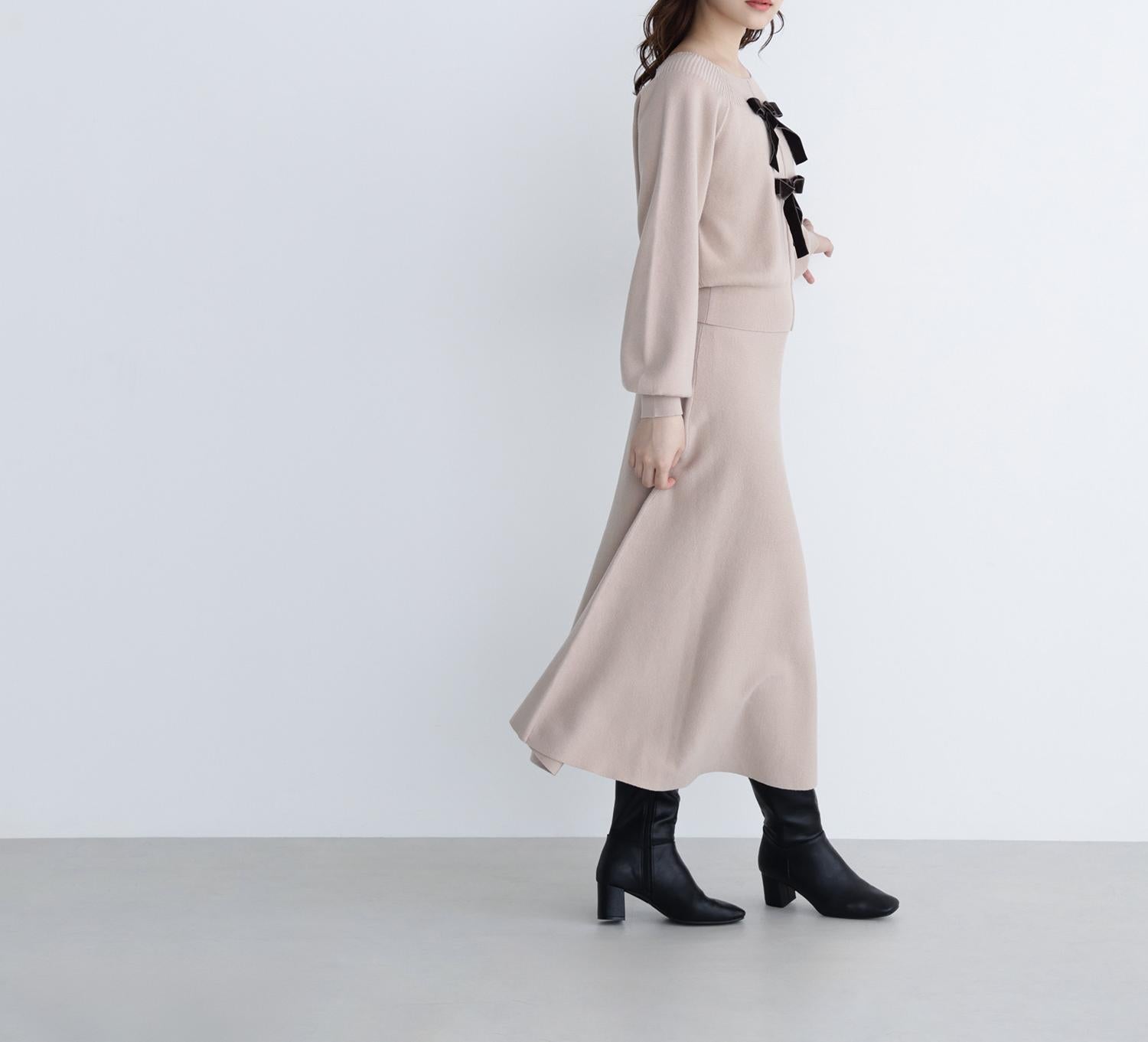 ベロアリボンニットセットアップ ベージュ