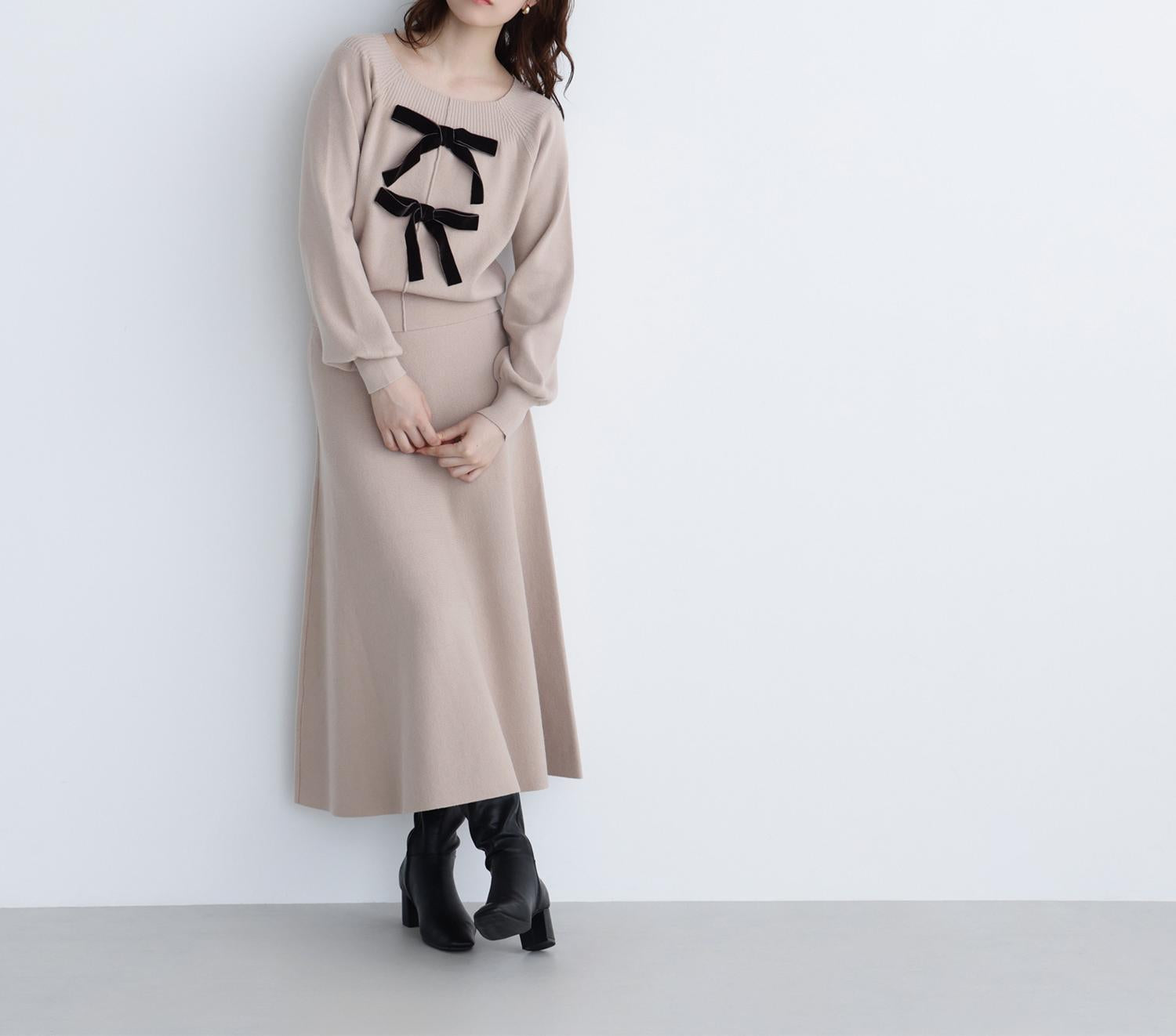 ベロアリボンニットセットアップ ベージュ