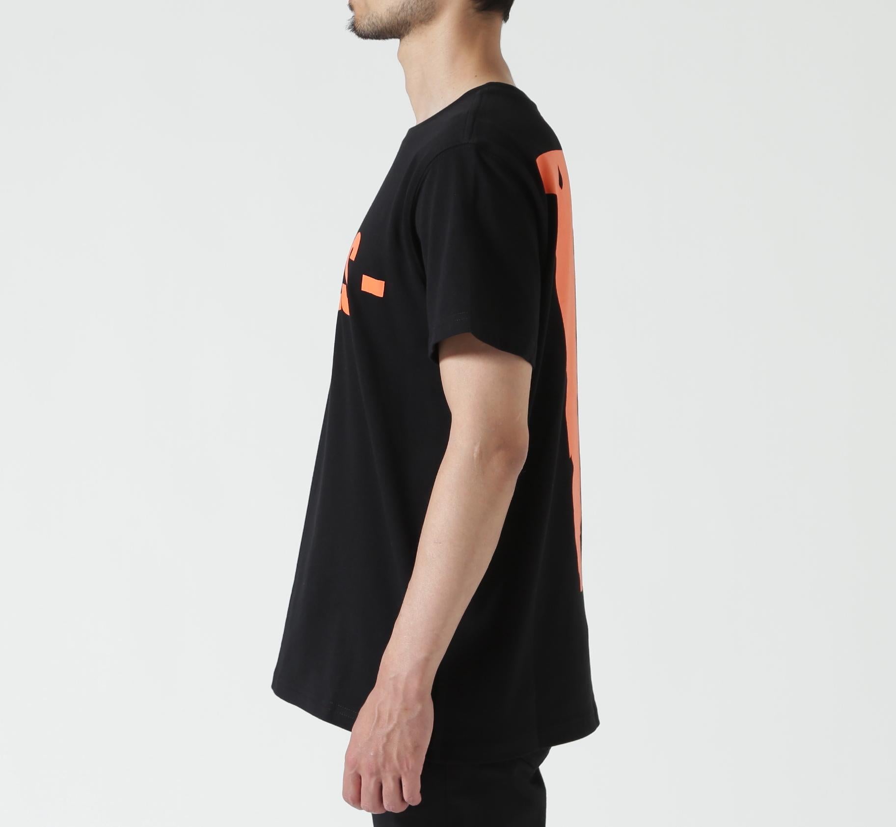 VLONE/ヴィーロン/CLASSIC LOGO-FRIENDS TEE ブラック