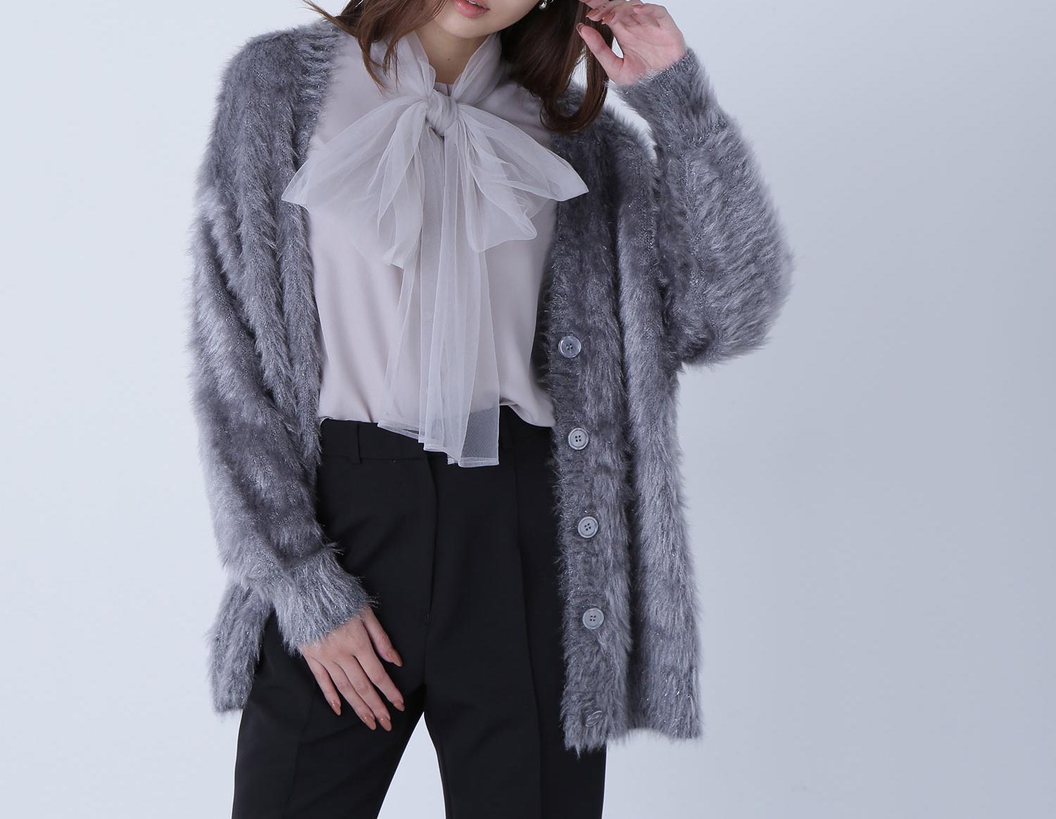 ヘアリーラメニットシリーズ Vネックカーディガン チャコール1