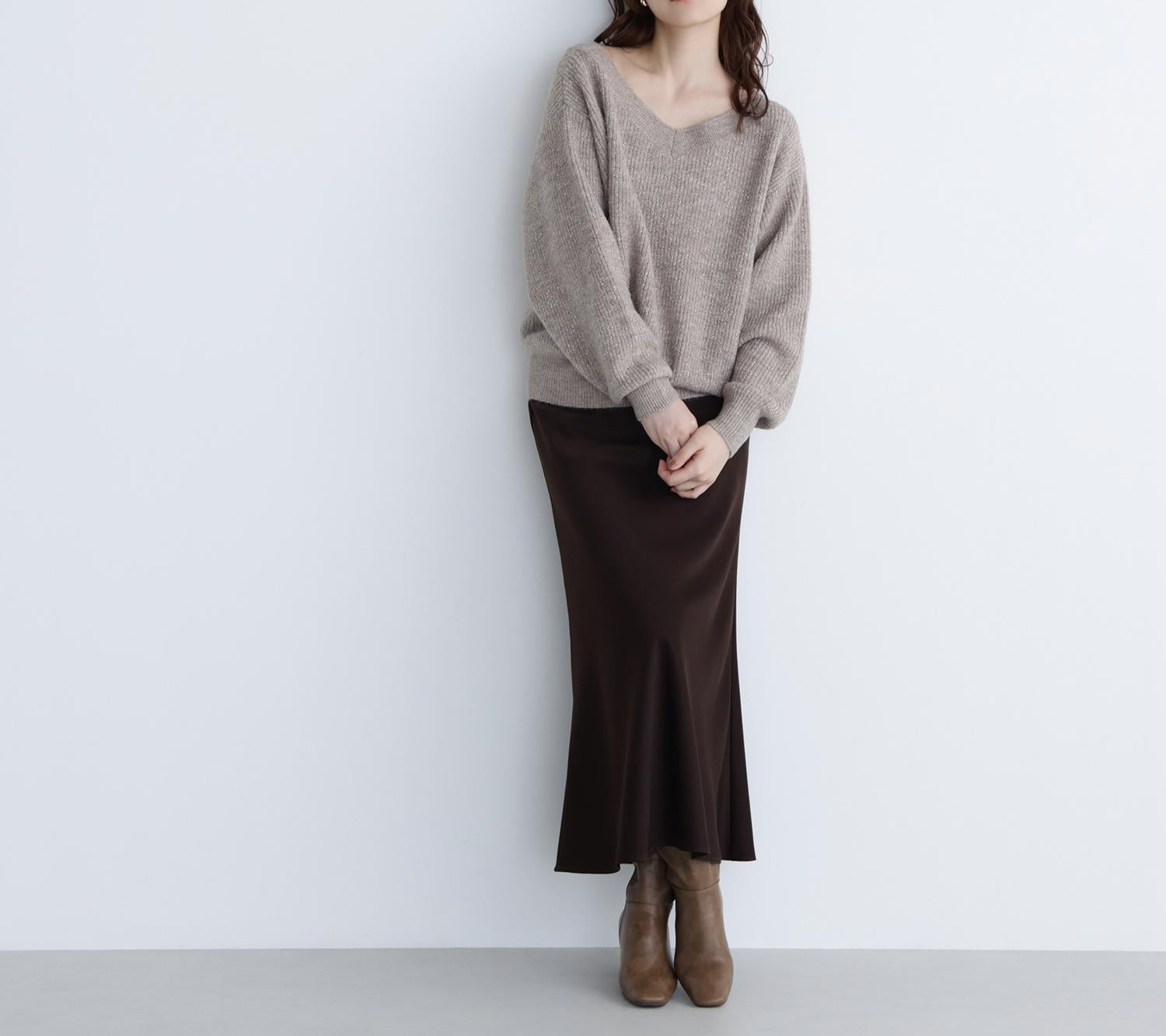 Vネックボクシーラメニット ベージュ