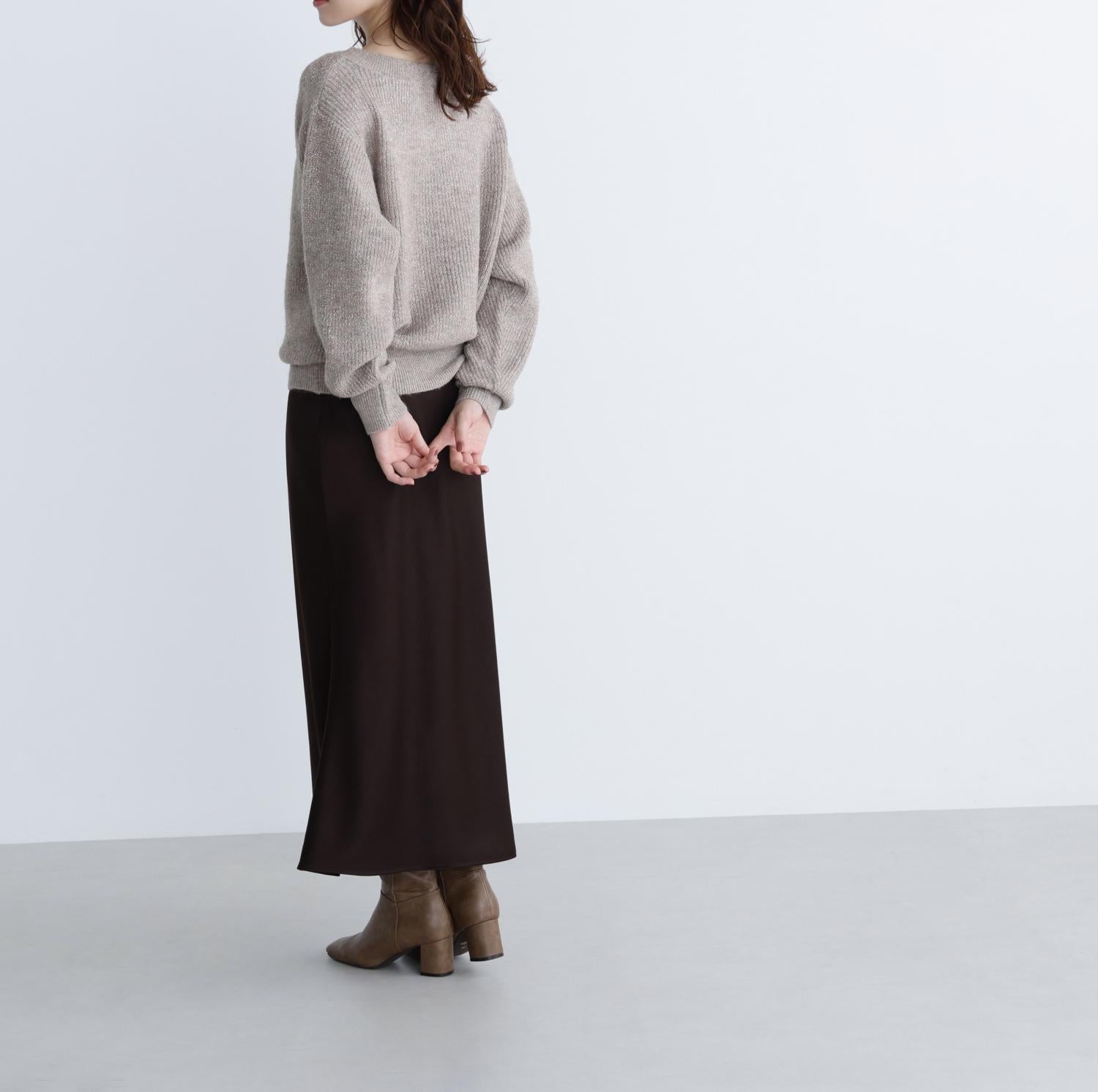 Vネックボクシーラメニット ベージュ