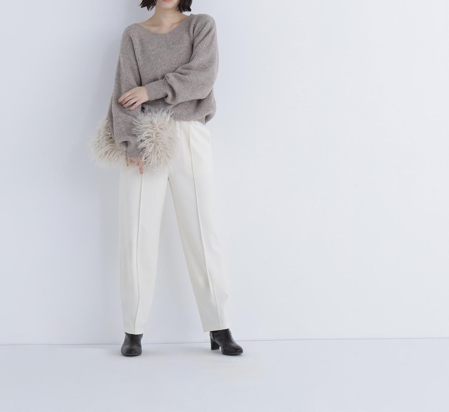 Vネックボクシーラメニット ベージュ