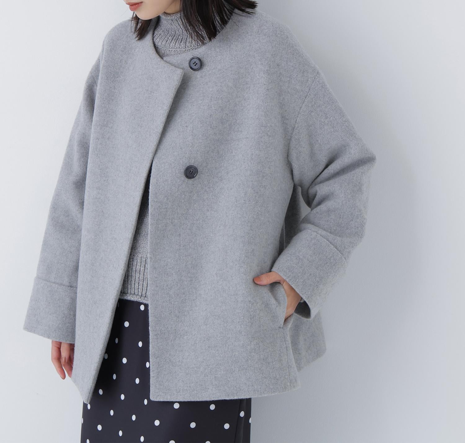 毎日に“ちょうどいい”カシミヤ混コート グレー