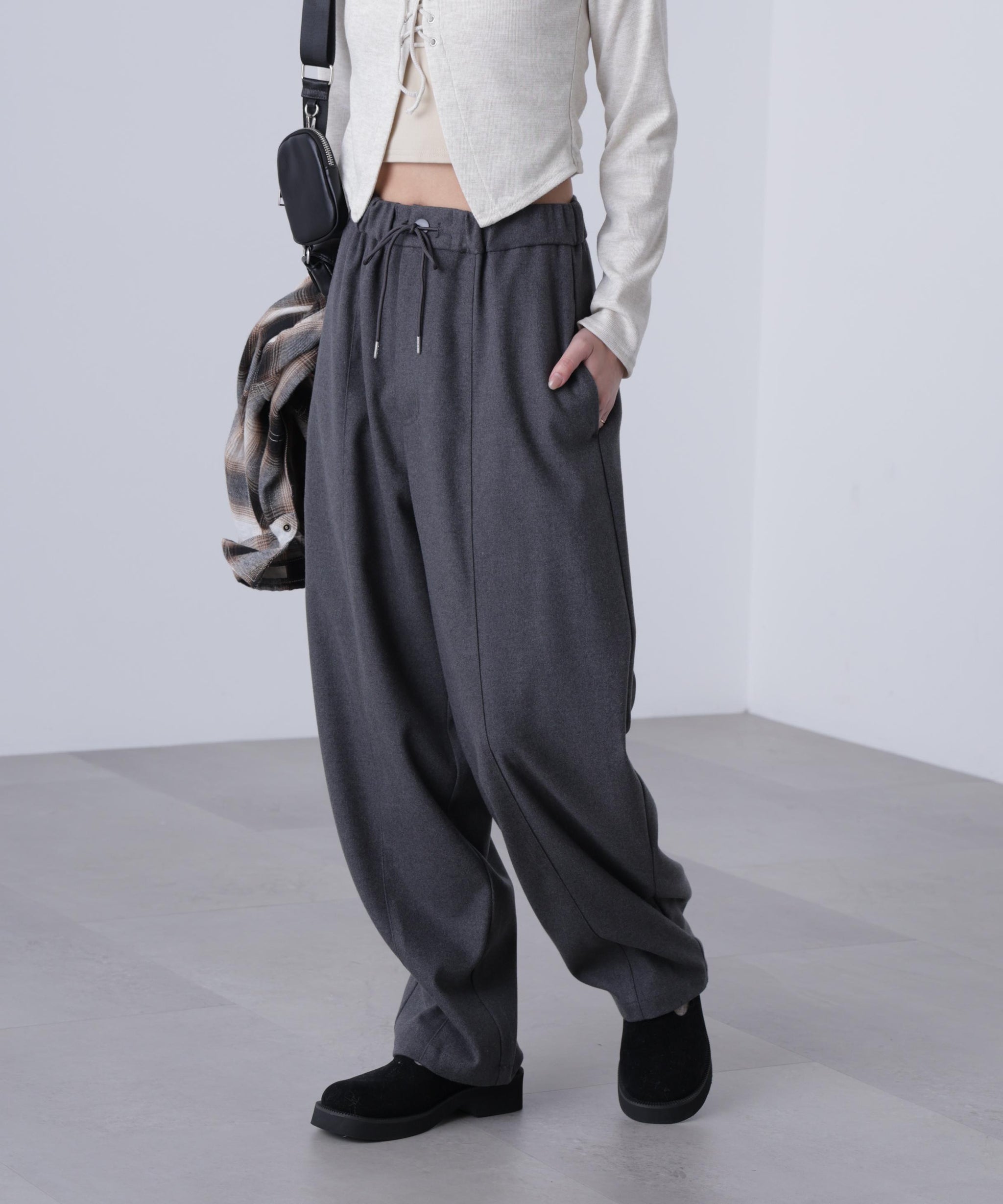 バルーンパンツ グレー