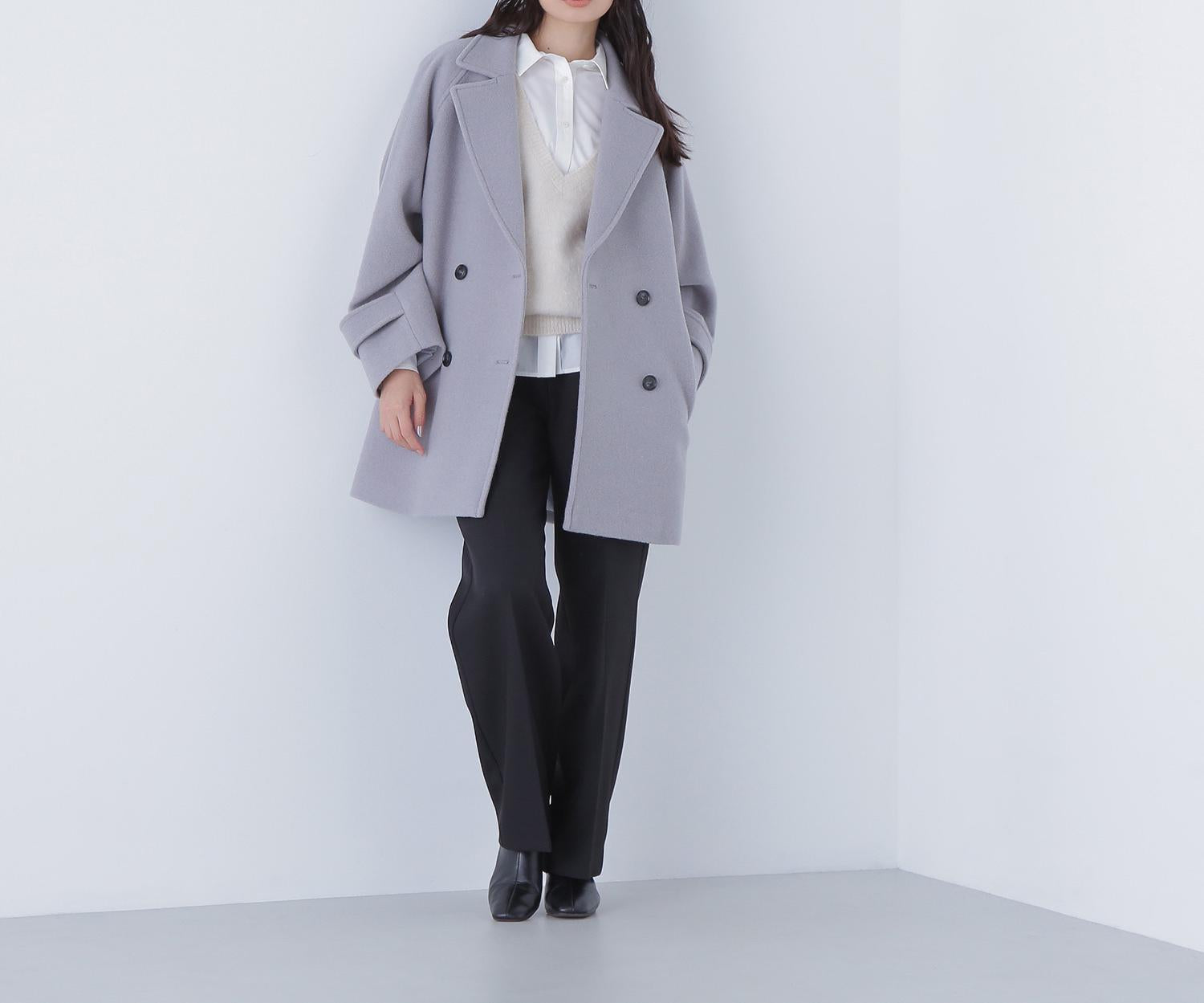 ダブルブレストフォルムミドルコート グレー