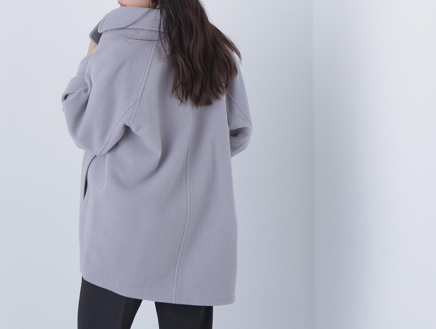 ダブルブレストフォルムミドルコート グレー