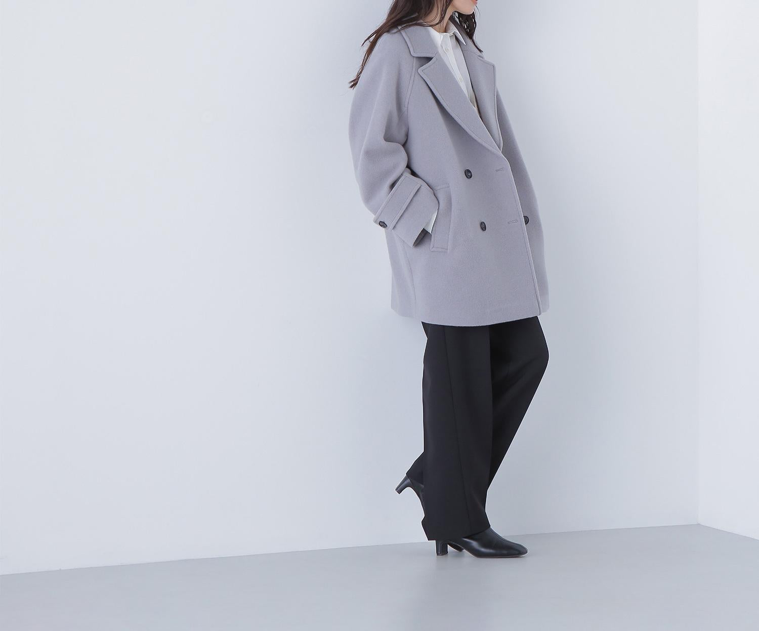 ダブルブレストフォルムミドルコート グレー