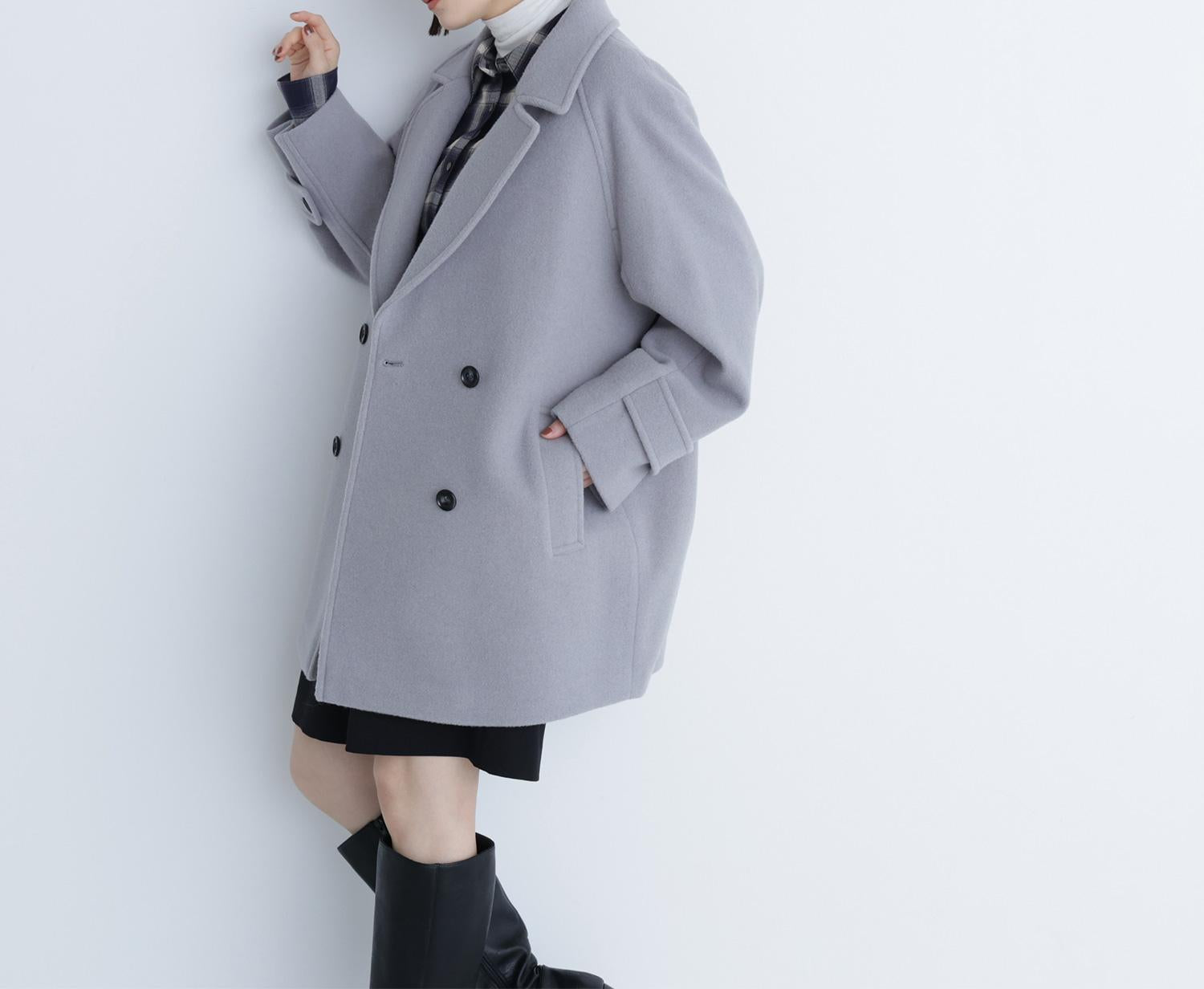 ダブルブレストフォルムミドルコート グレー