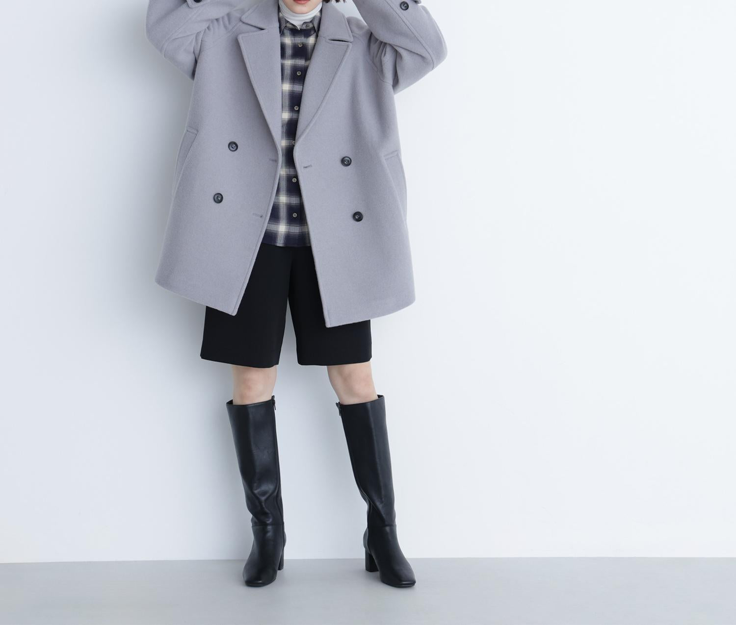 ダブルブレストフォルムミドルコート グレー