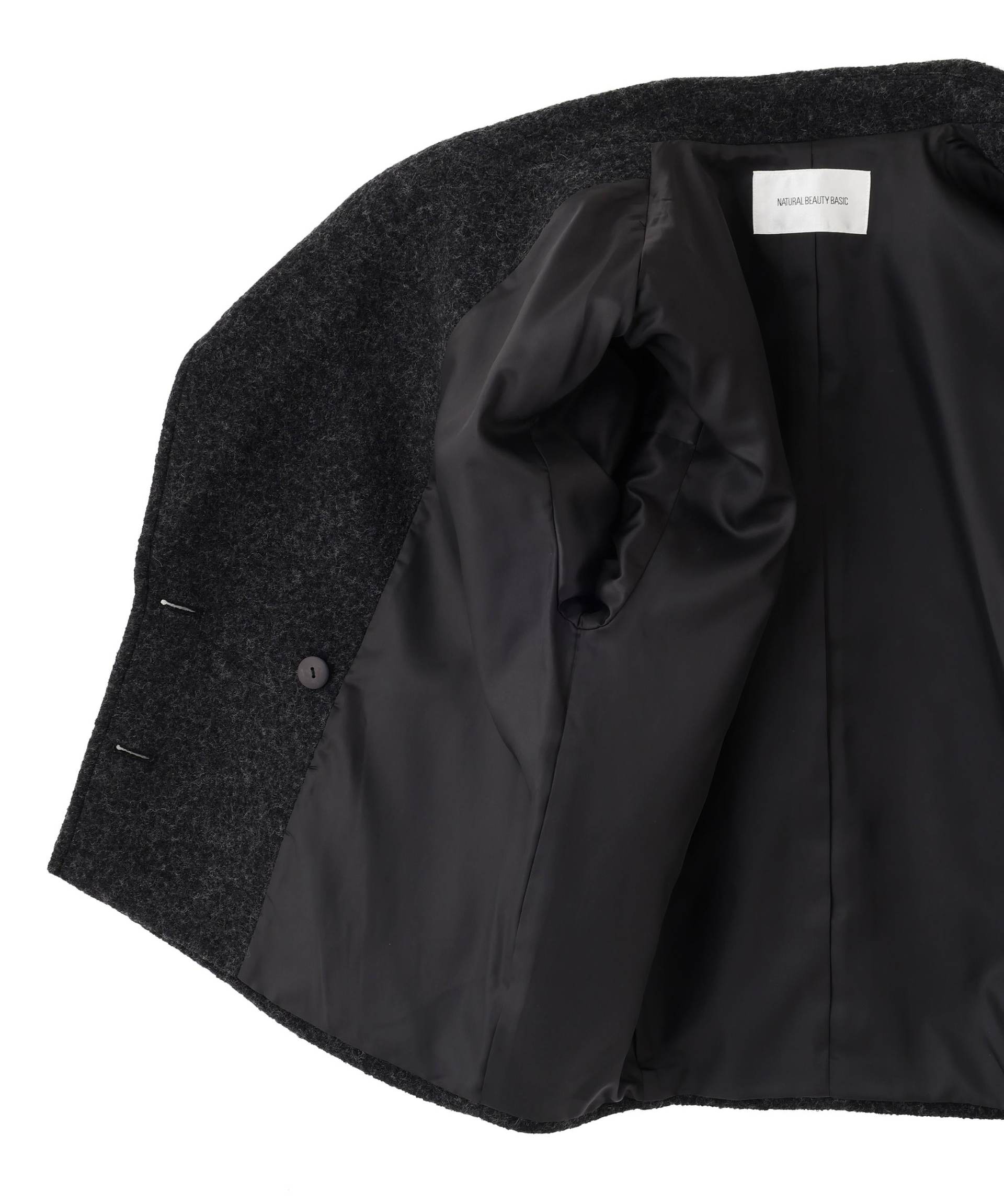 ウーリーフォルムハーフコート チャコール1