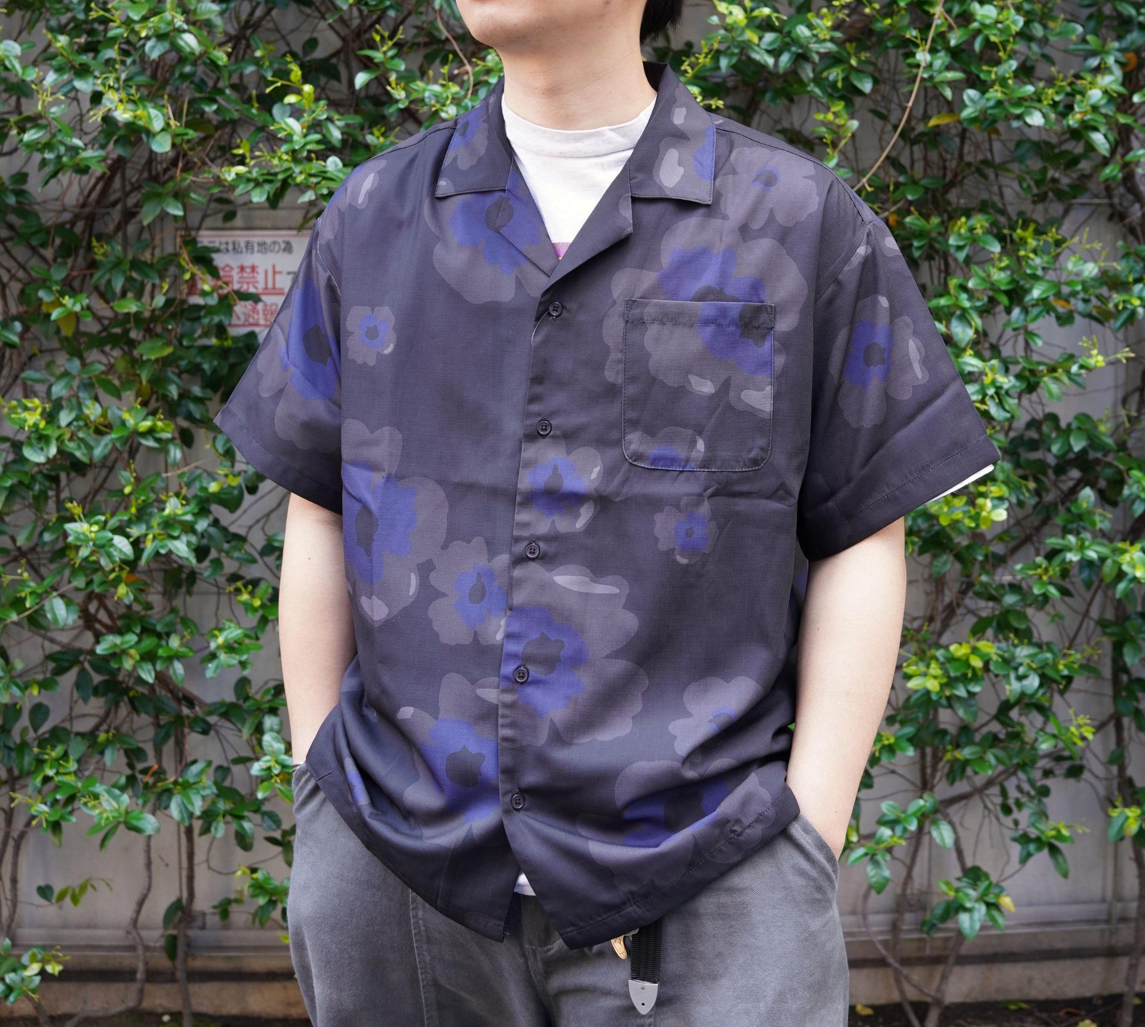 B omnivore/ビーオムニボー　FLOWER S/S SHIRT ブラック