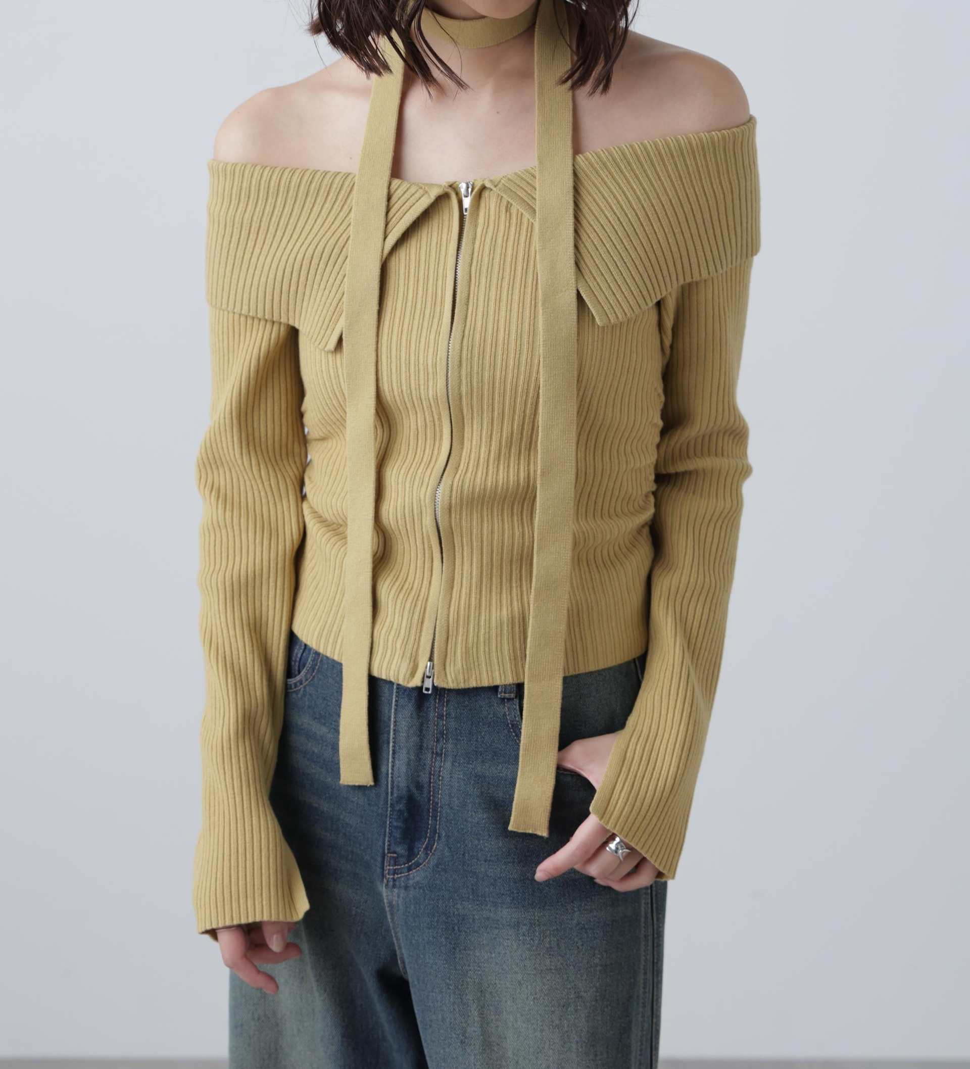 フロントジップリブ衿オフショルニット イエロー
