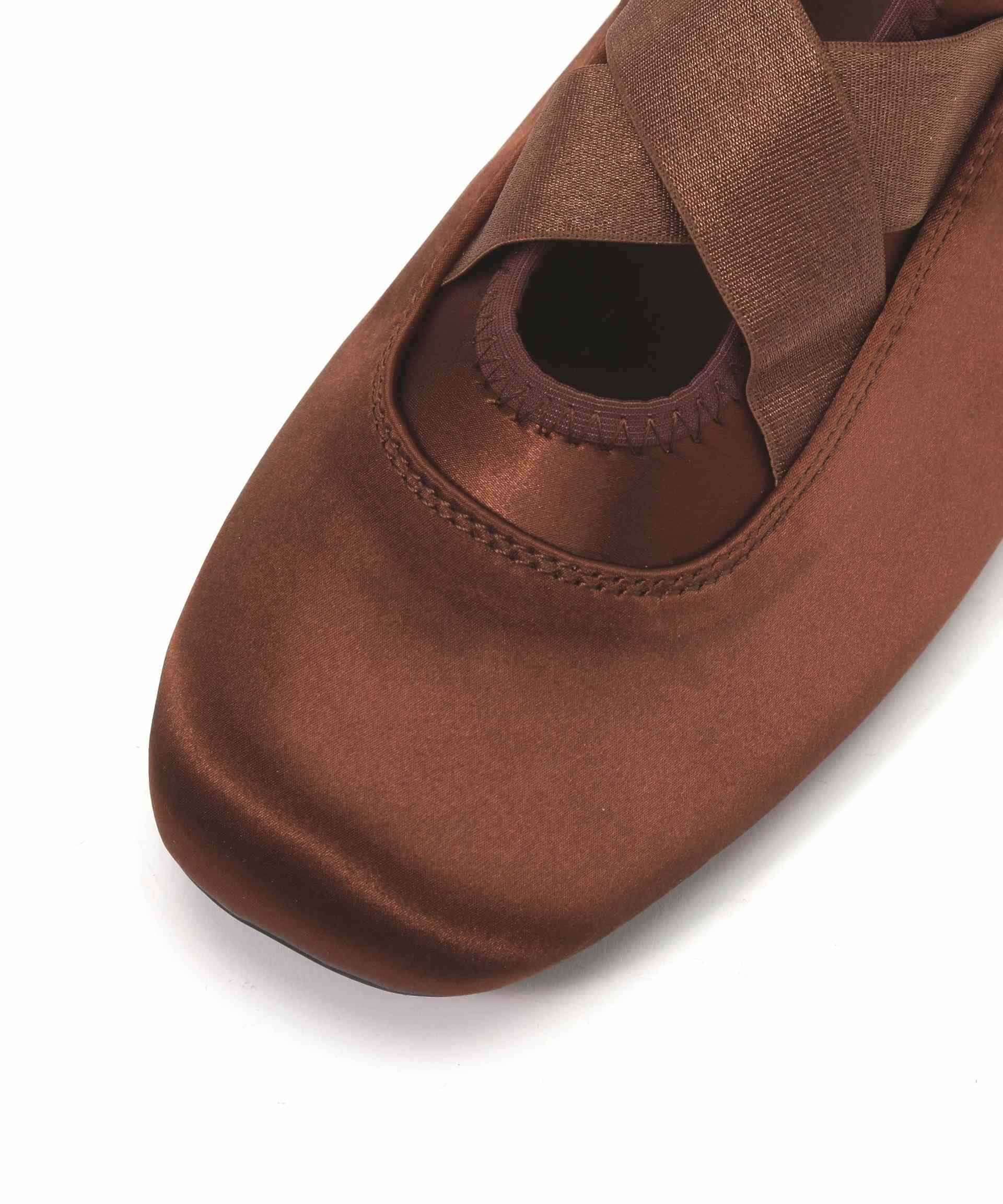 フラットバレエスニーカー ブラウン