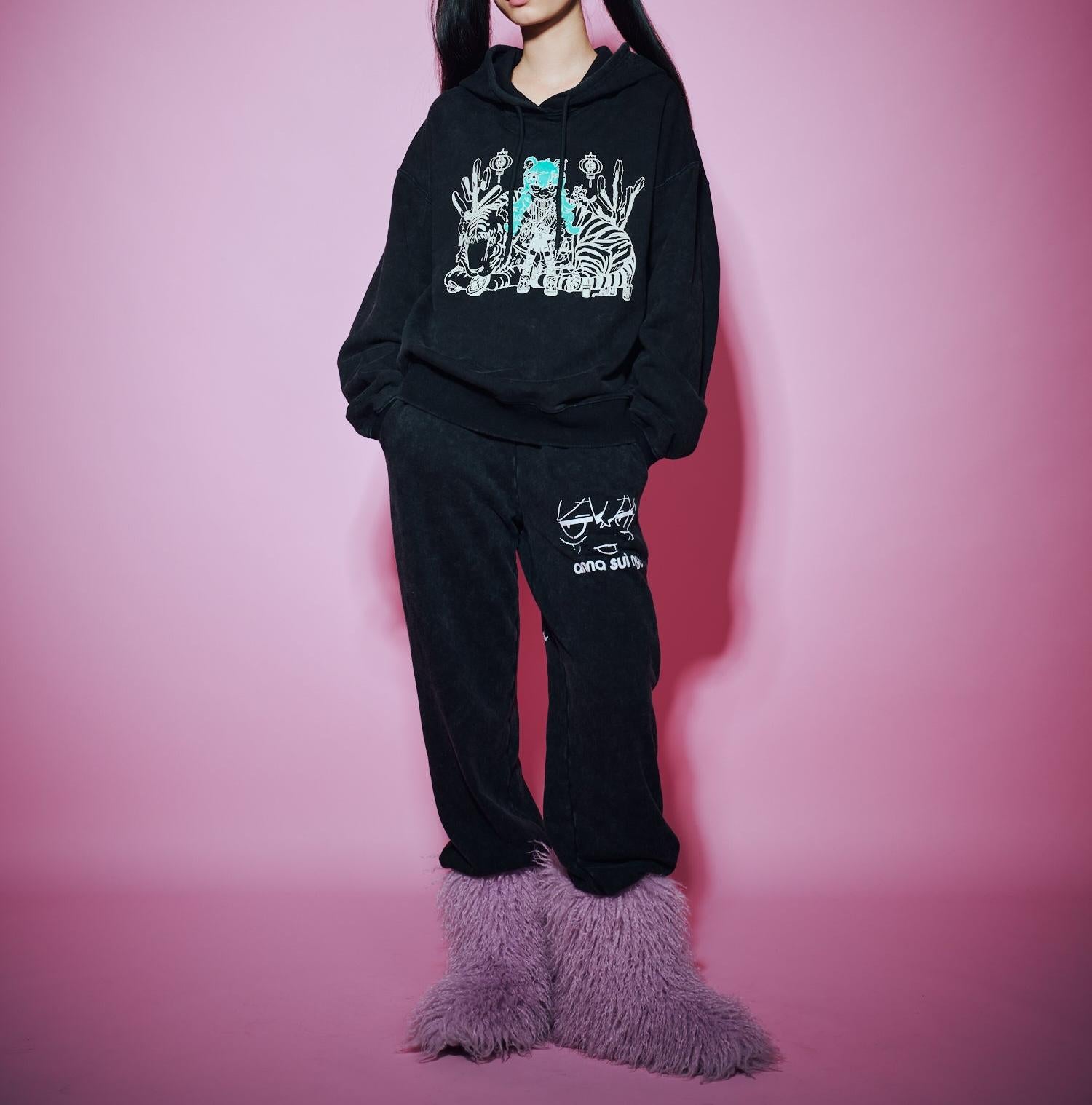 ANNA SUI NYC/アナ スイ エヌワイシー/TE>Aスウェットフーディー ブラック