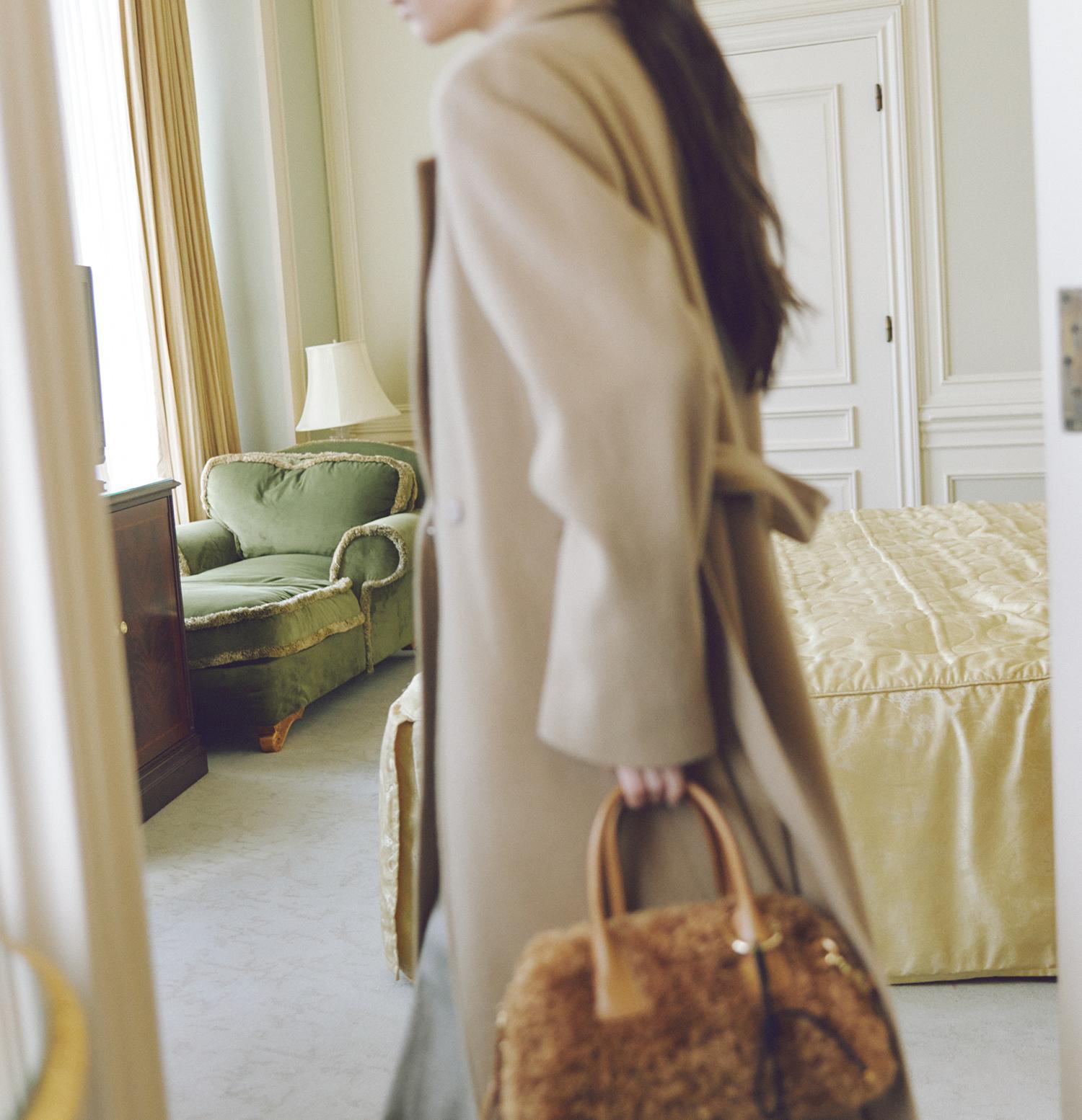 テーラーベルテッドロングコート ソフトキャメル1