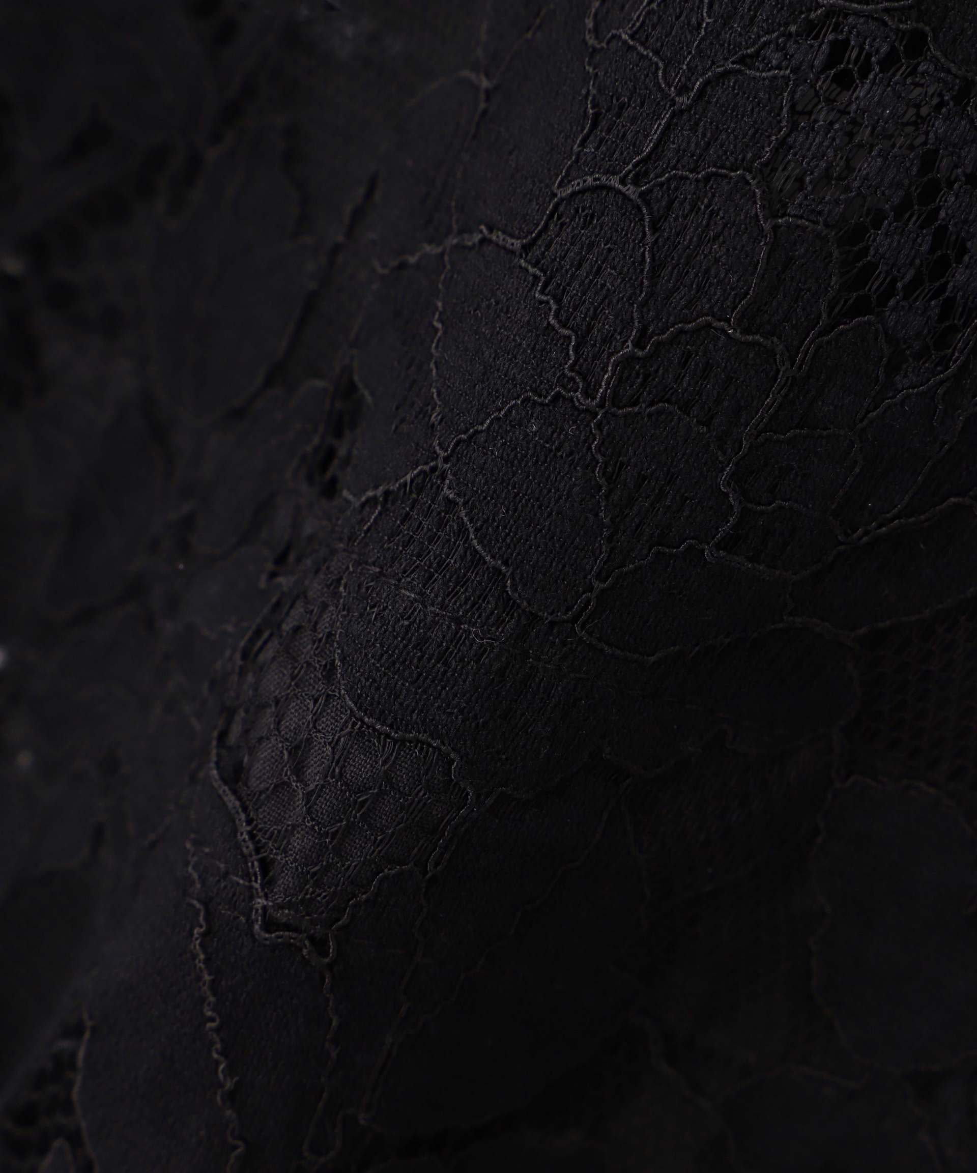 レースジレ ブラック