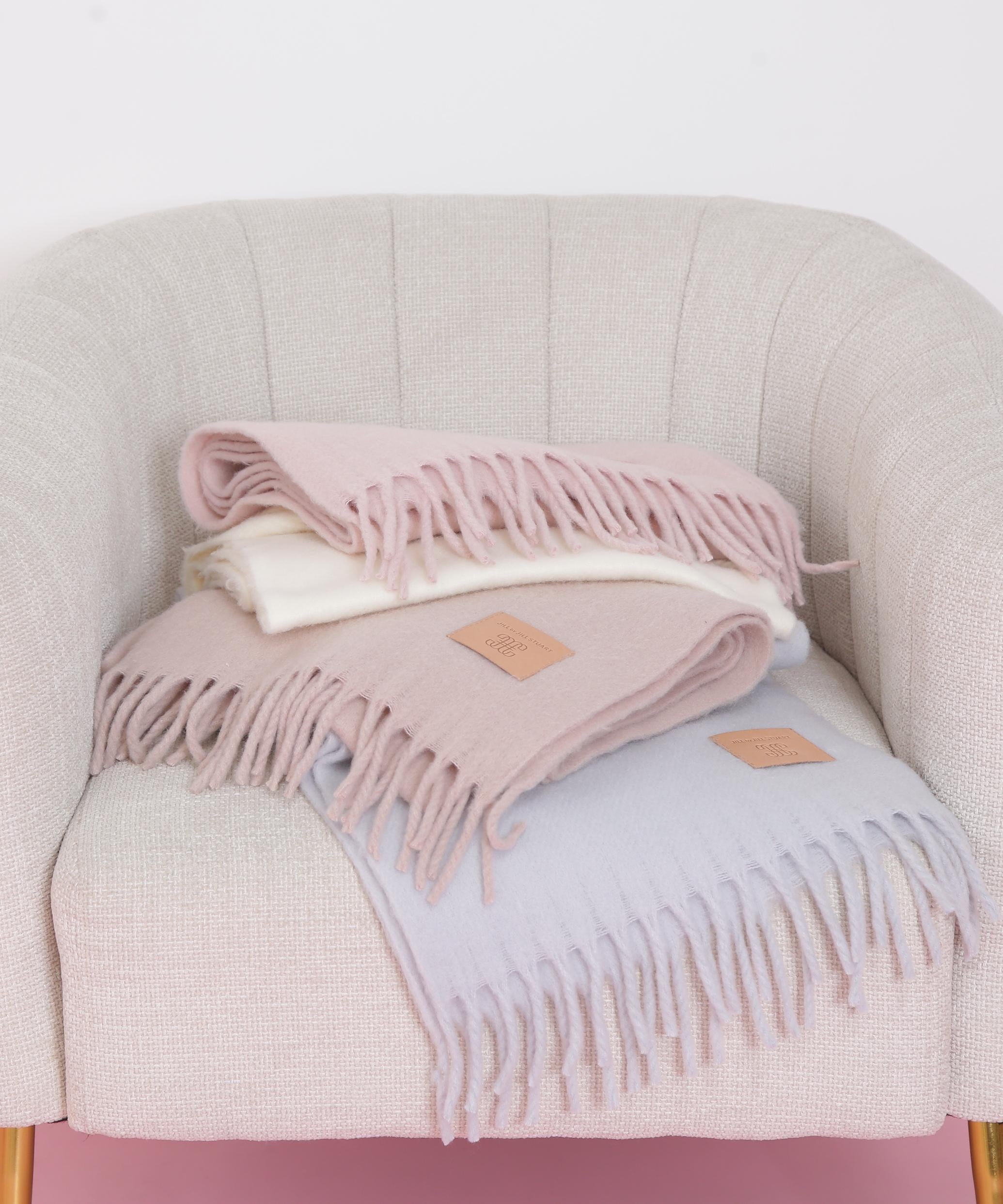 レザータグループヤーンストール ベージュ