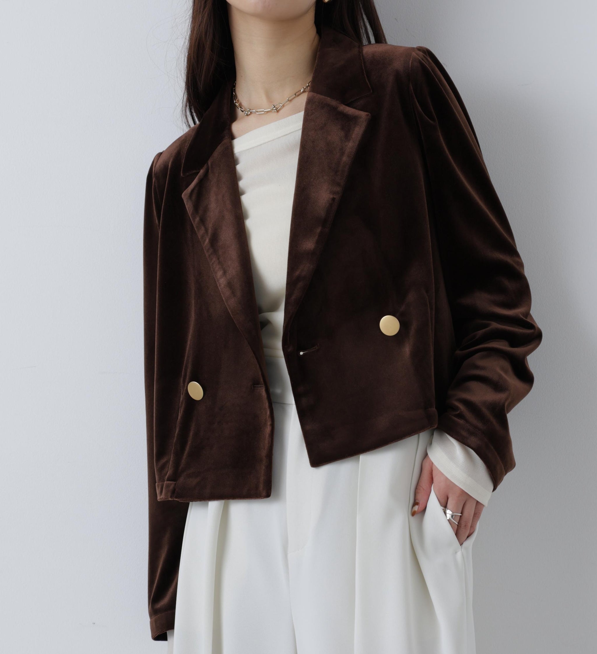 金ボタンベロアクロップドジャケット ブラウン